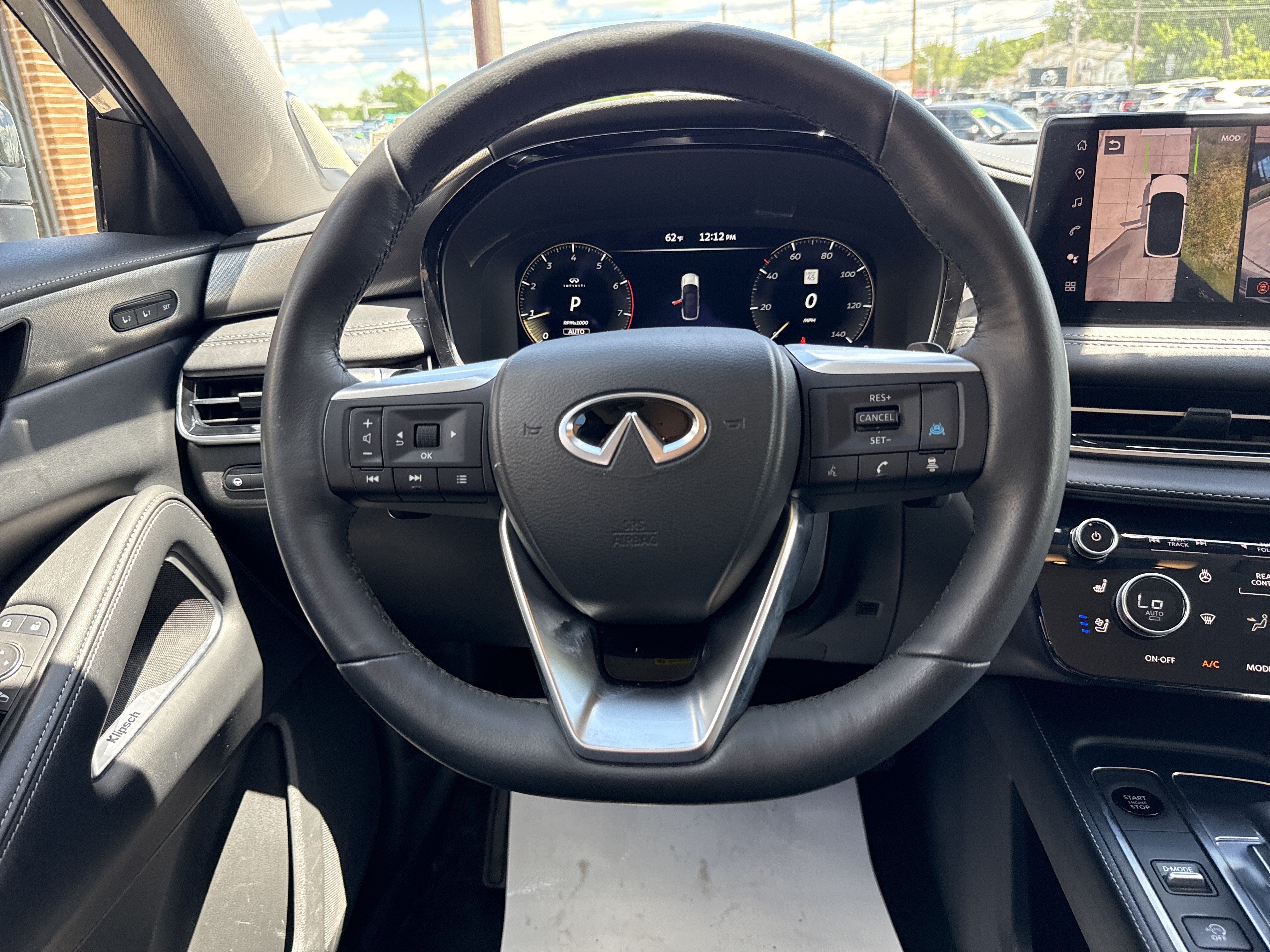 2026 INFINITI QX60 LUXE