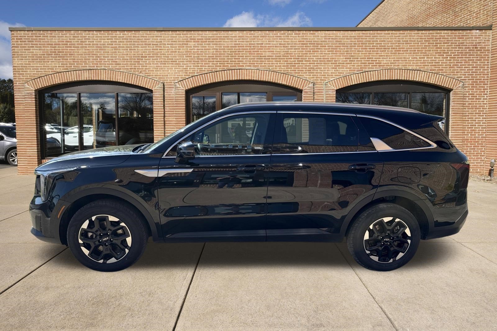 2024 Kia Sorento S