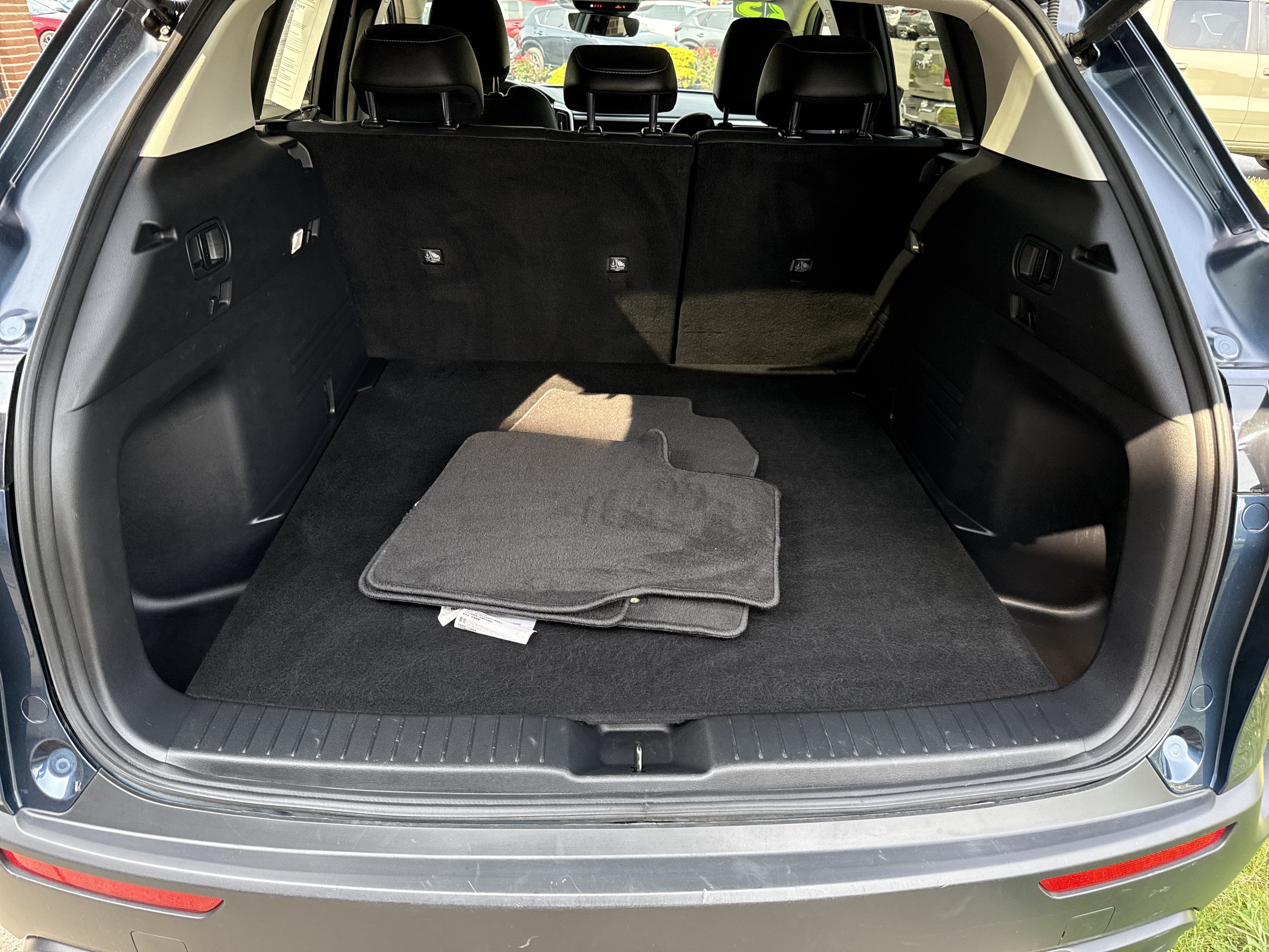2025 Mazda Mazda CX-50 2.5 S Preferred Package