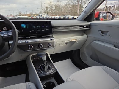 2025 Hyundai Kona SE