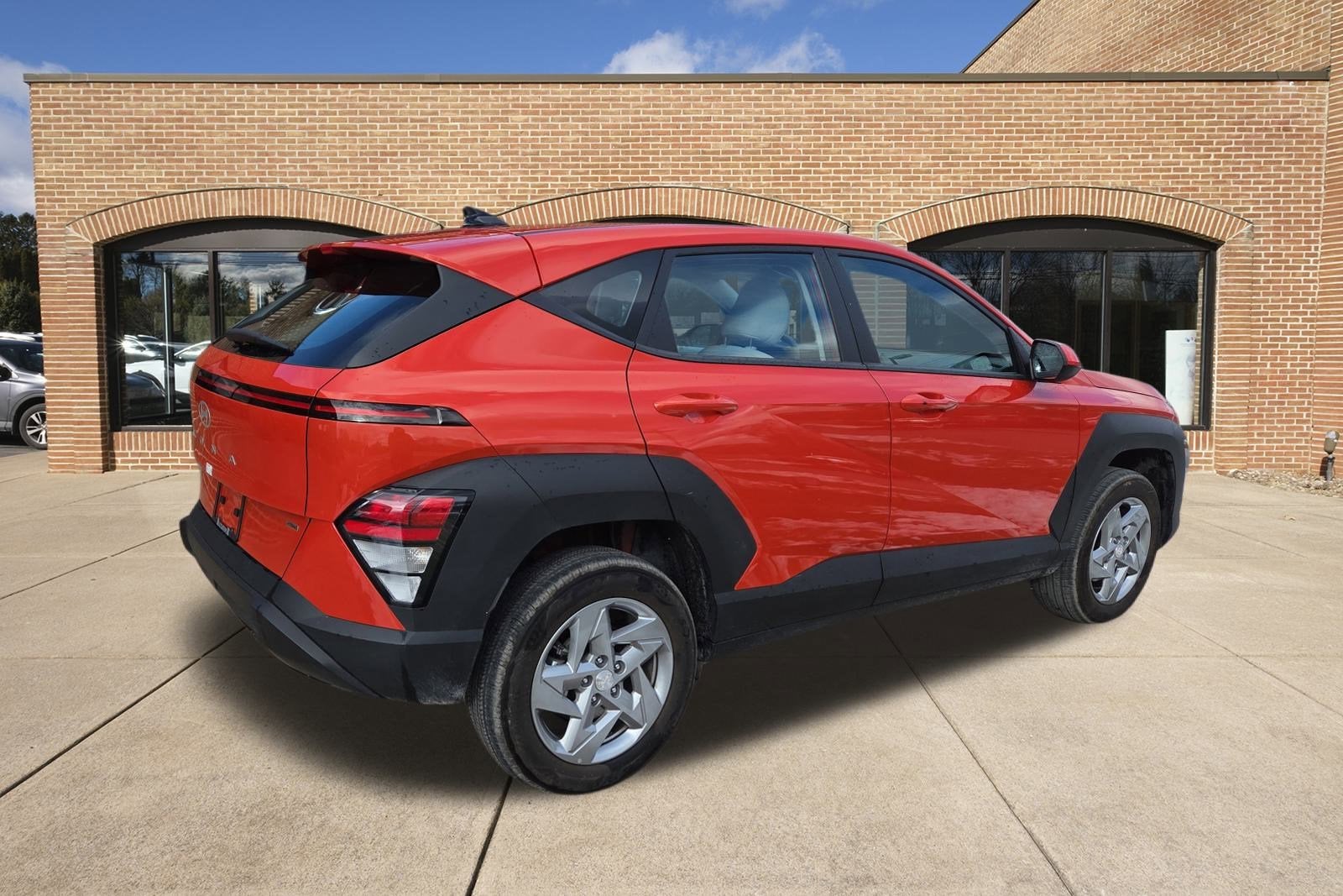 2025 Hyundai Kona SE