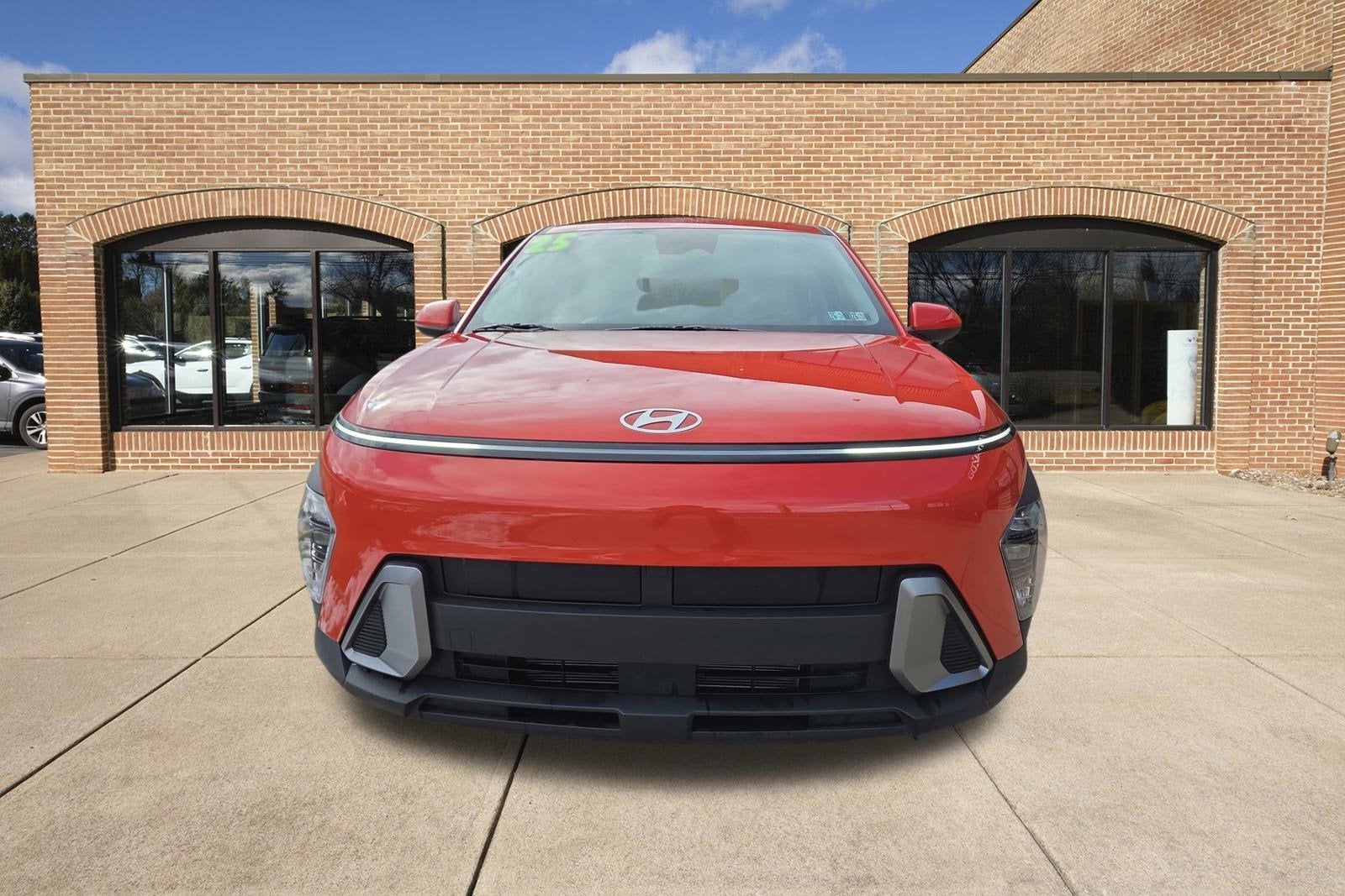 2025 Hyundai Kona SE