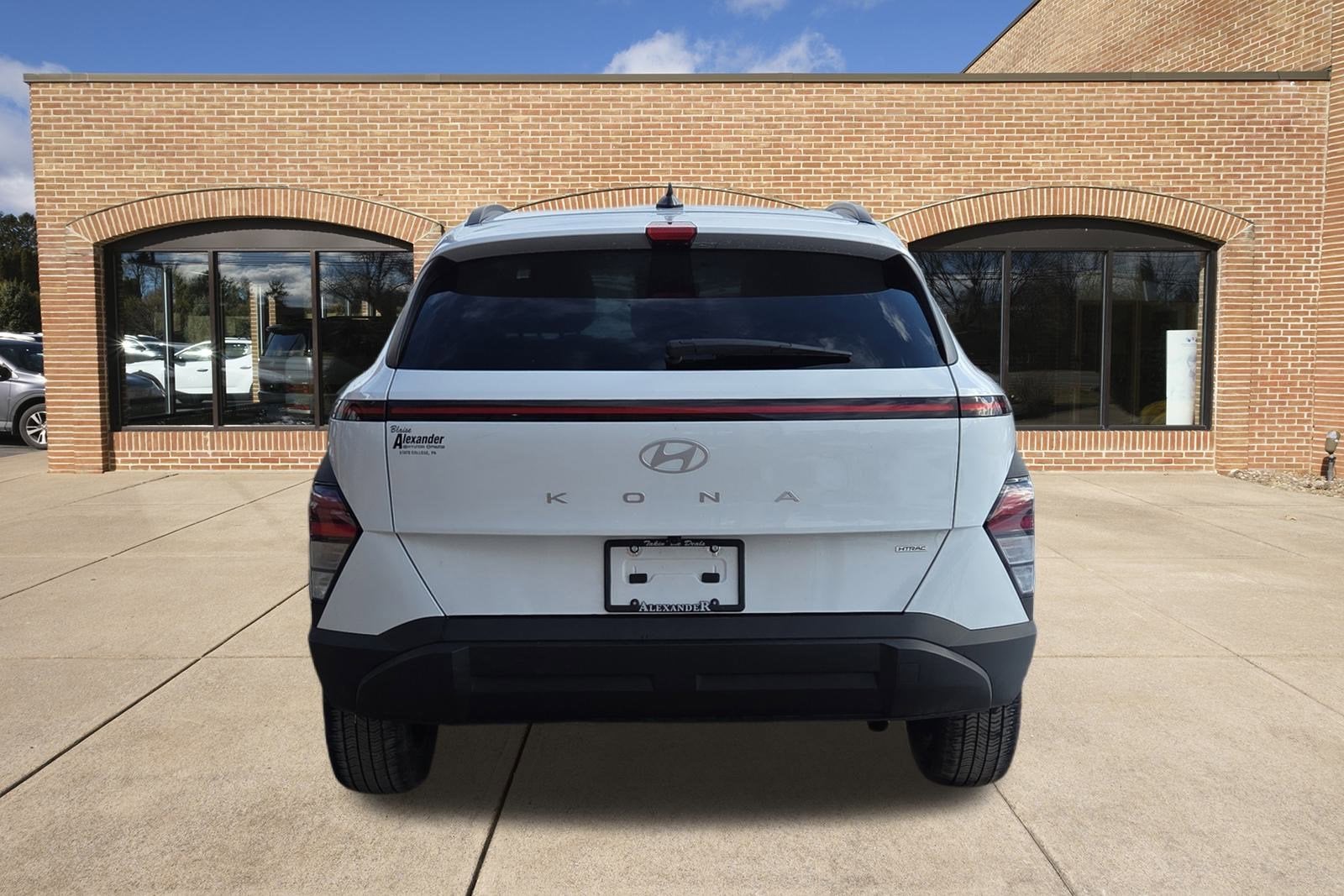 2025 Hyundai Kona SEL