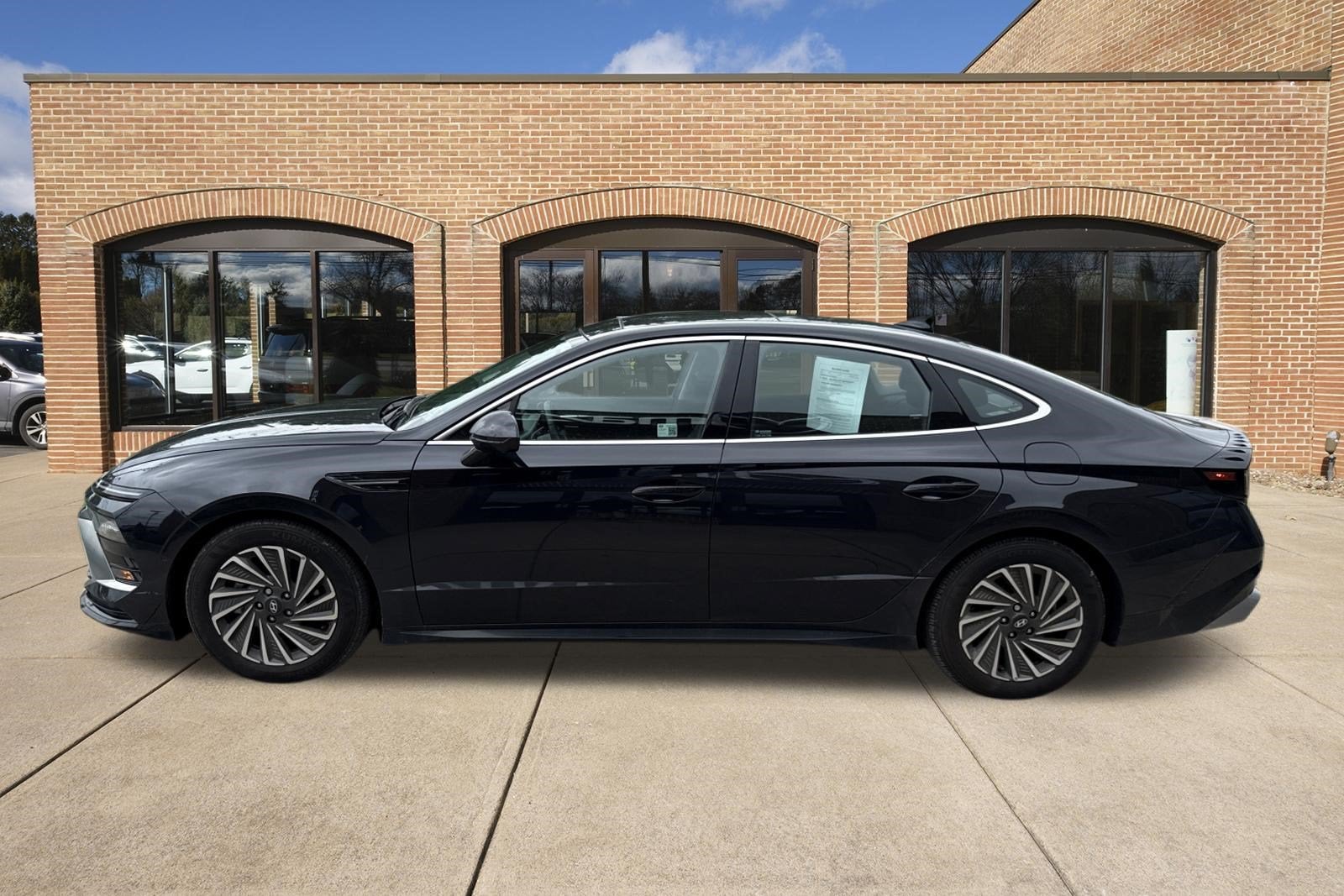 2025 Hyundai Sonata Hybrid Limited