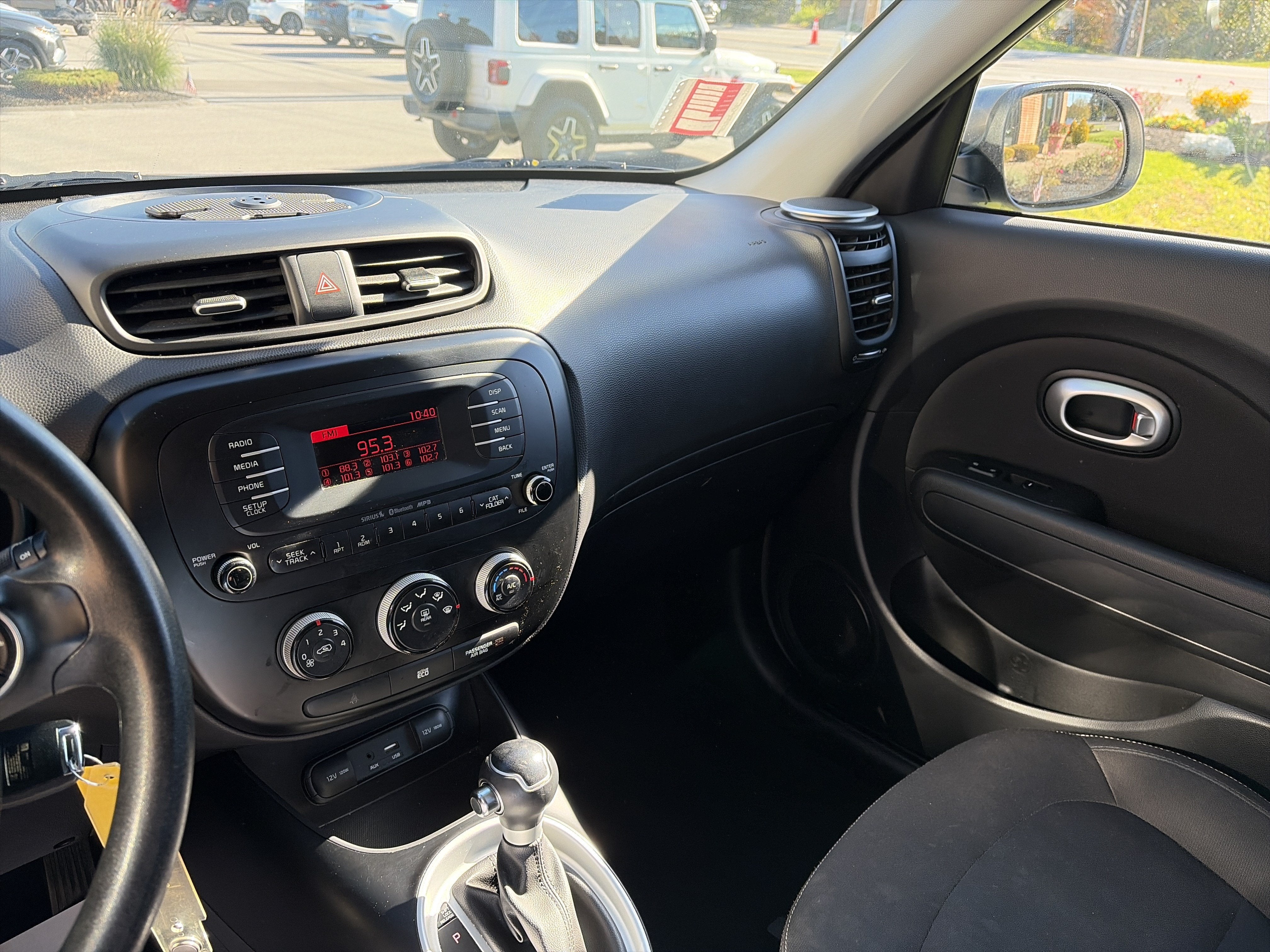 2016 Kia Soul Base
