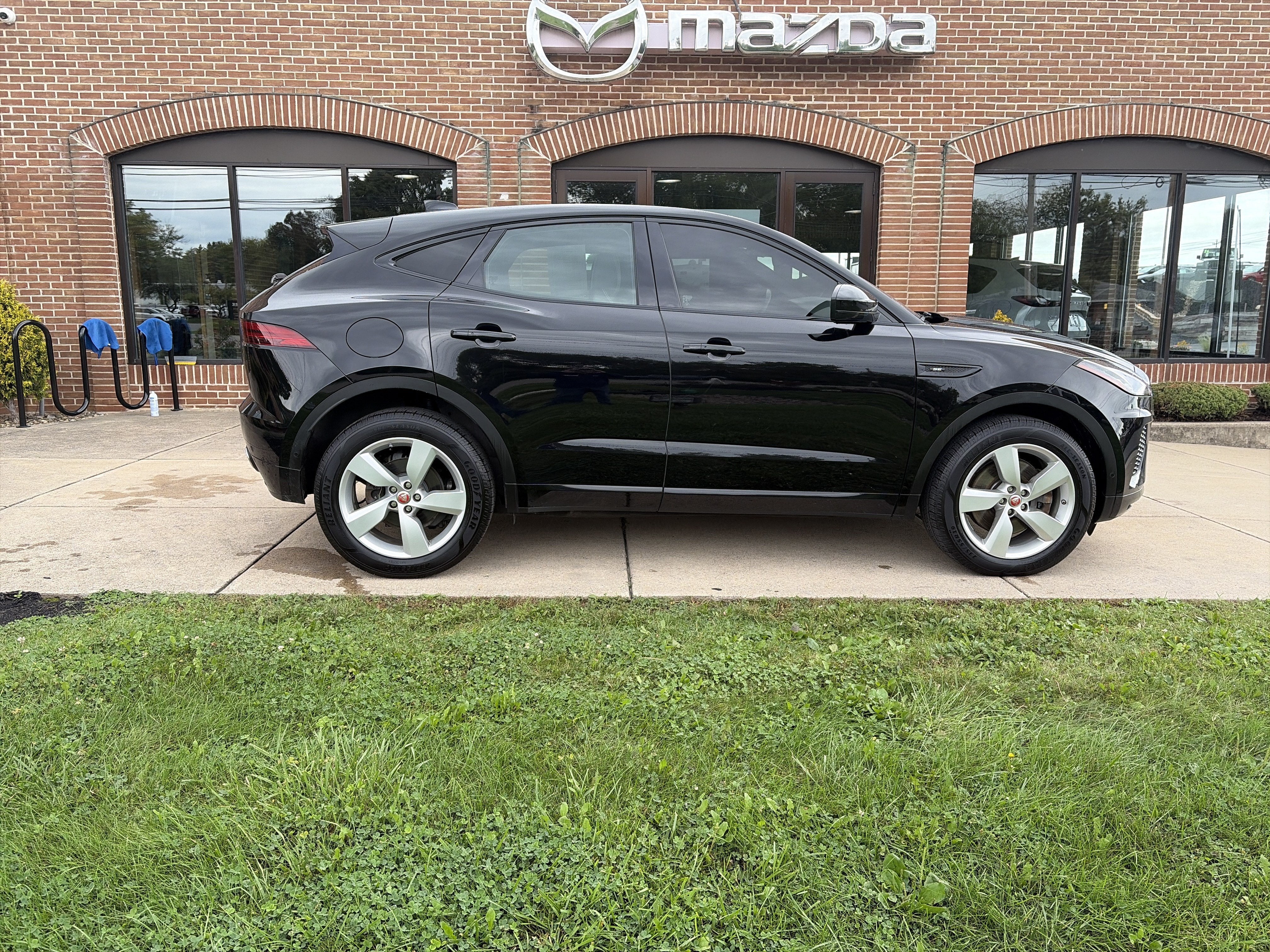 2019 Jaguar E-PACE R-Dynamic SE