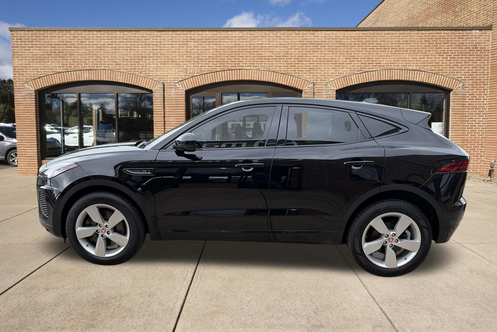 2019 Jaguar E-PACE R-Dynamic SE