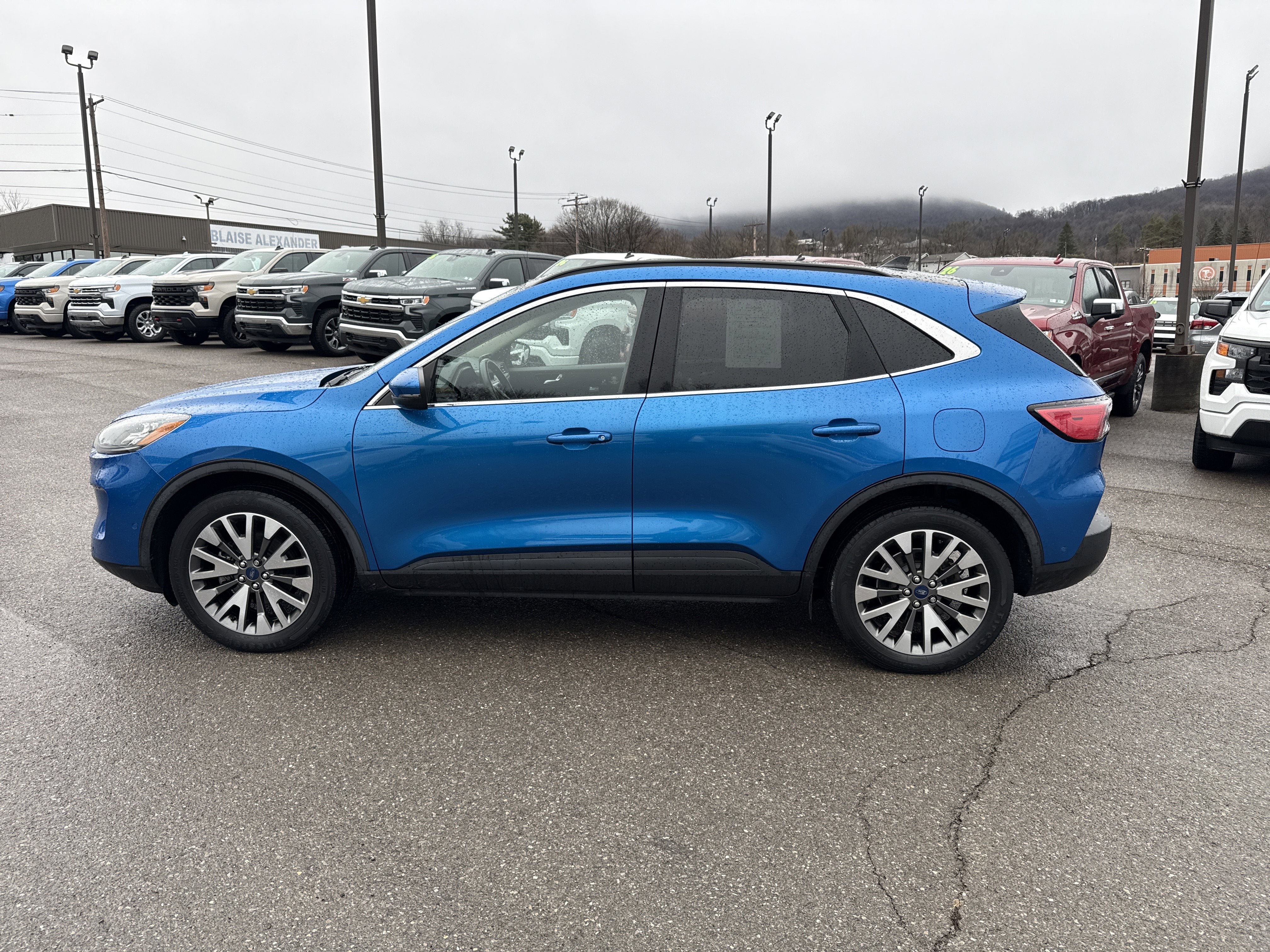 2020 Ford Escape Titanium Hybrid