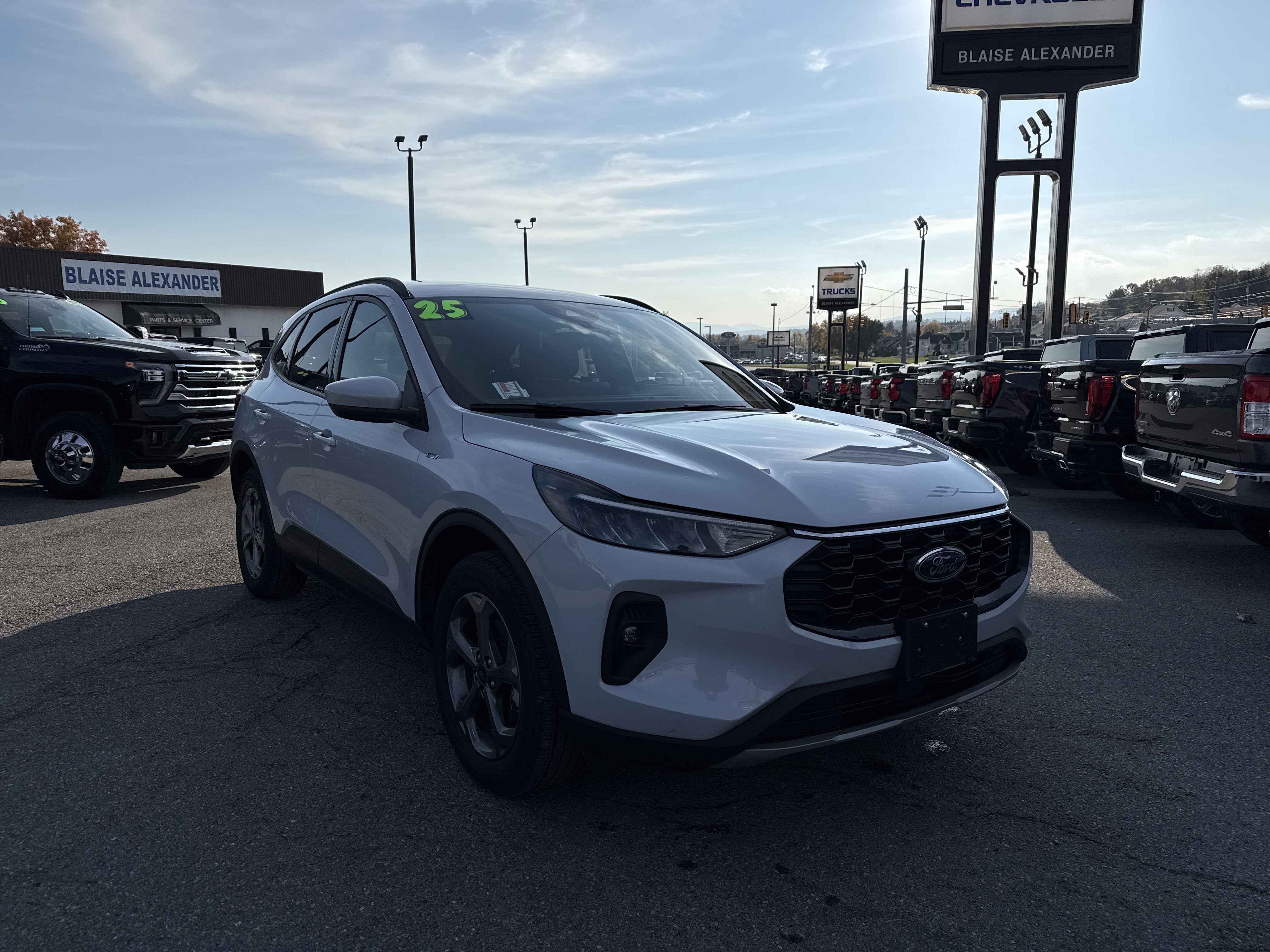 2025 Ford Escape ST-Line Select