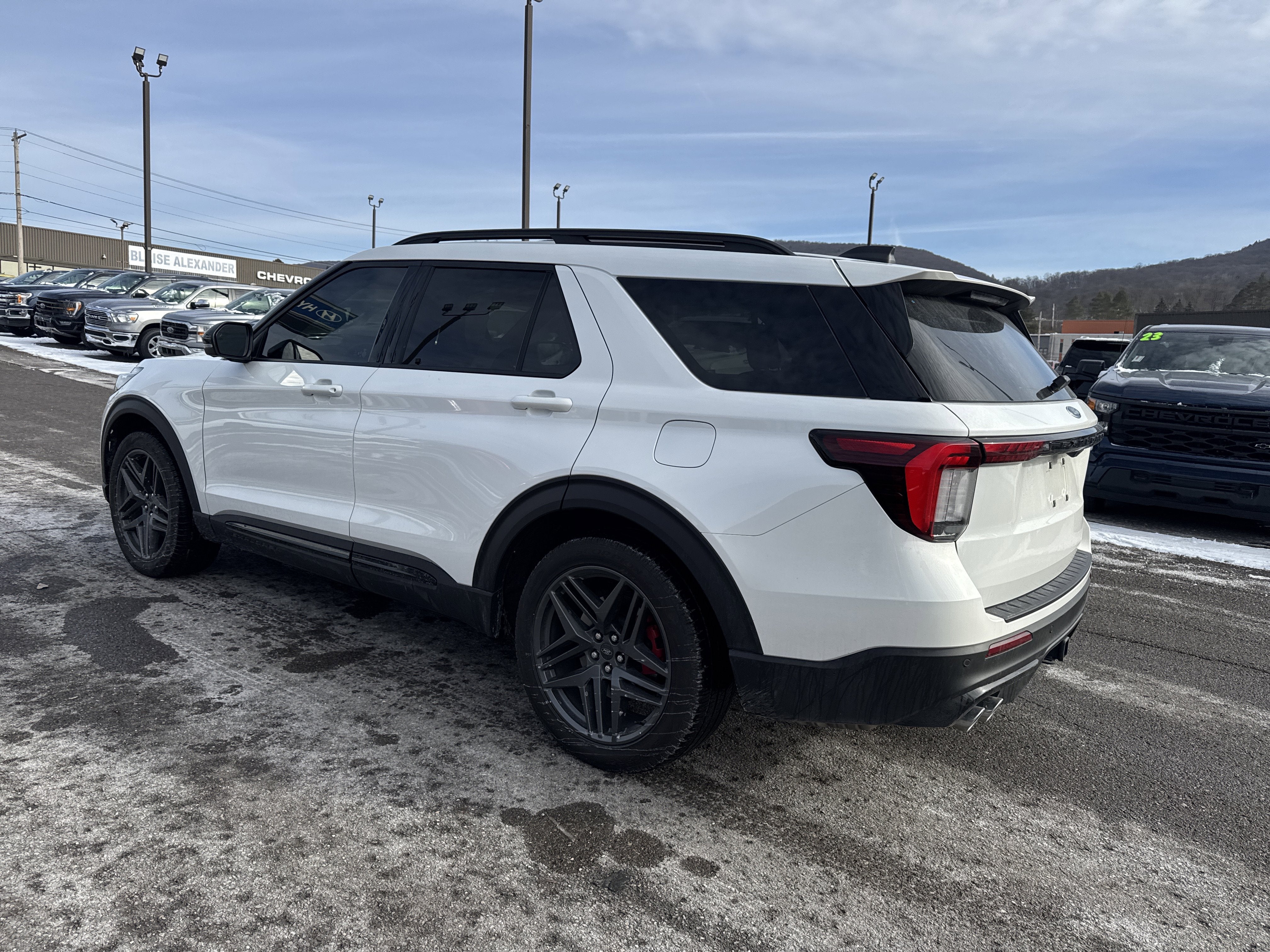 2025 Ford Explorer ST