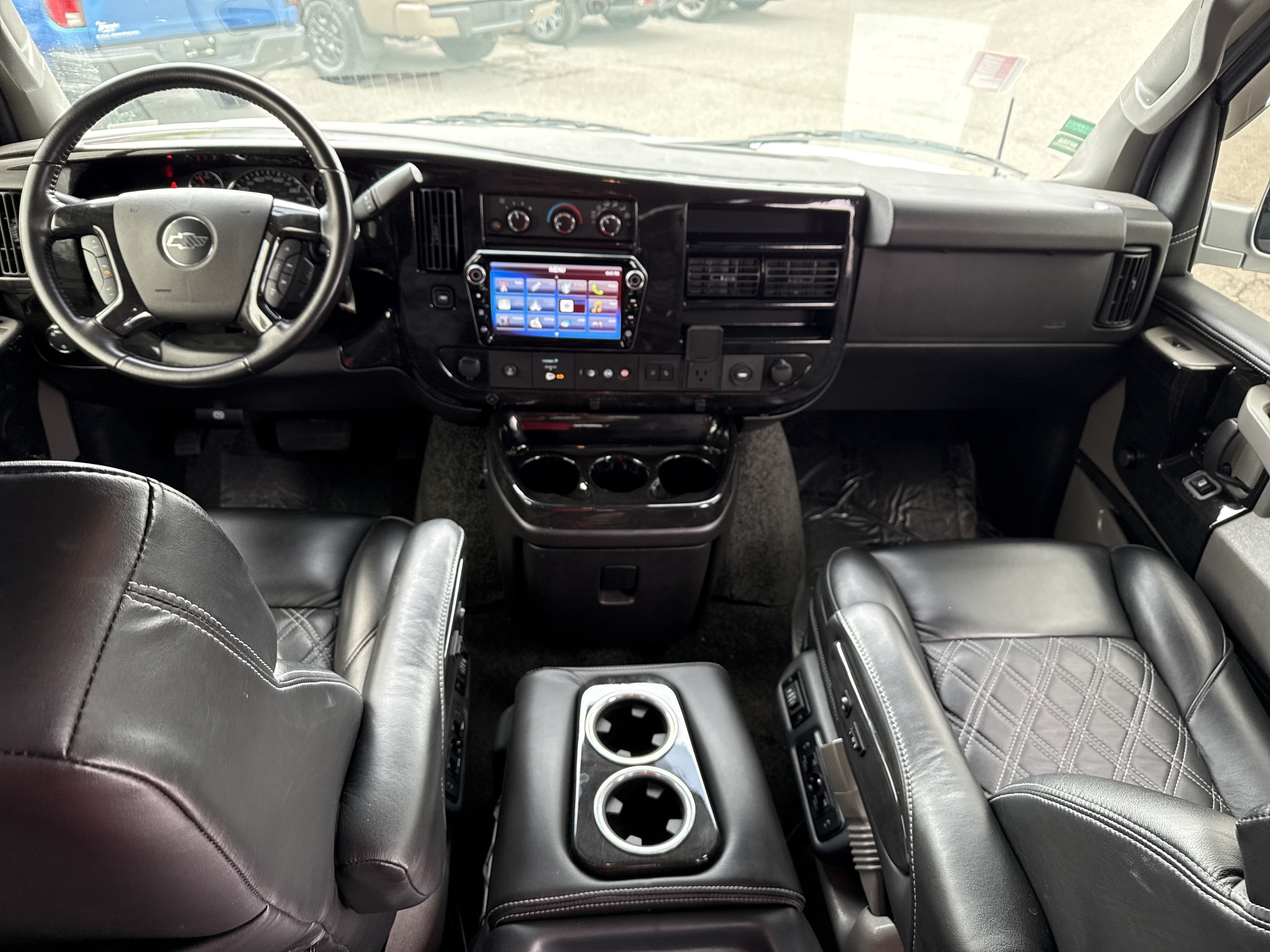 2021 Chevrolet Express Passenger LS