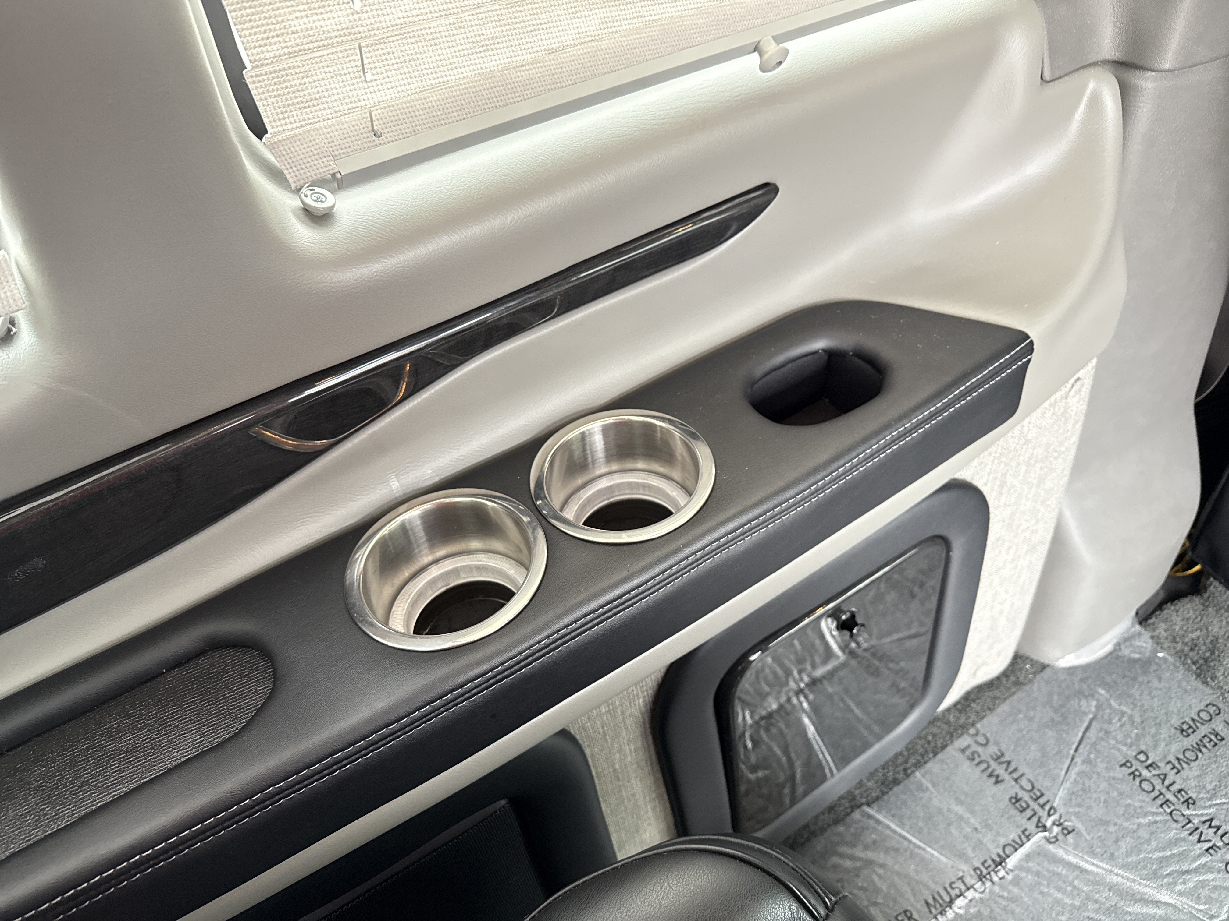 2021 Chevrolet Express Passenger LS