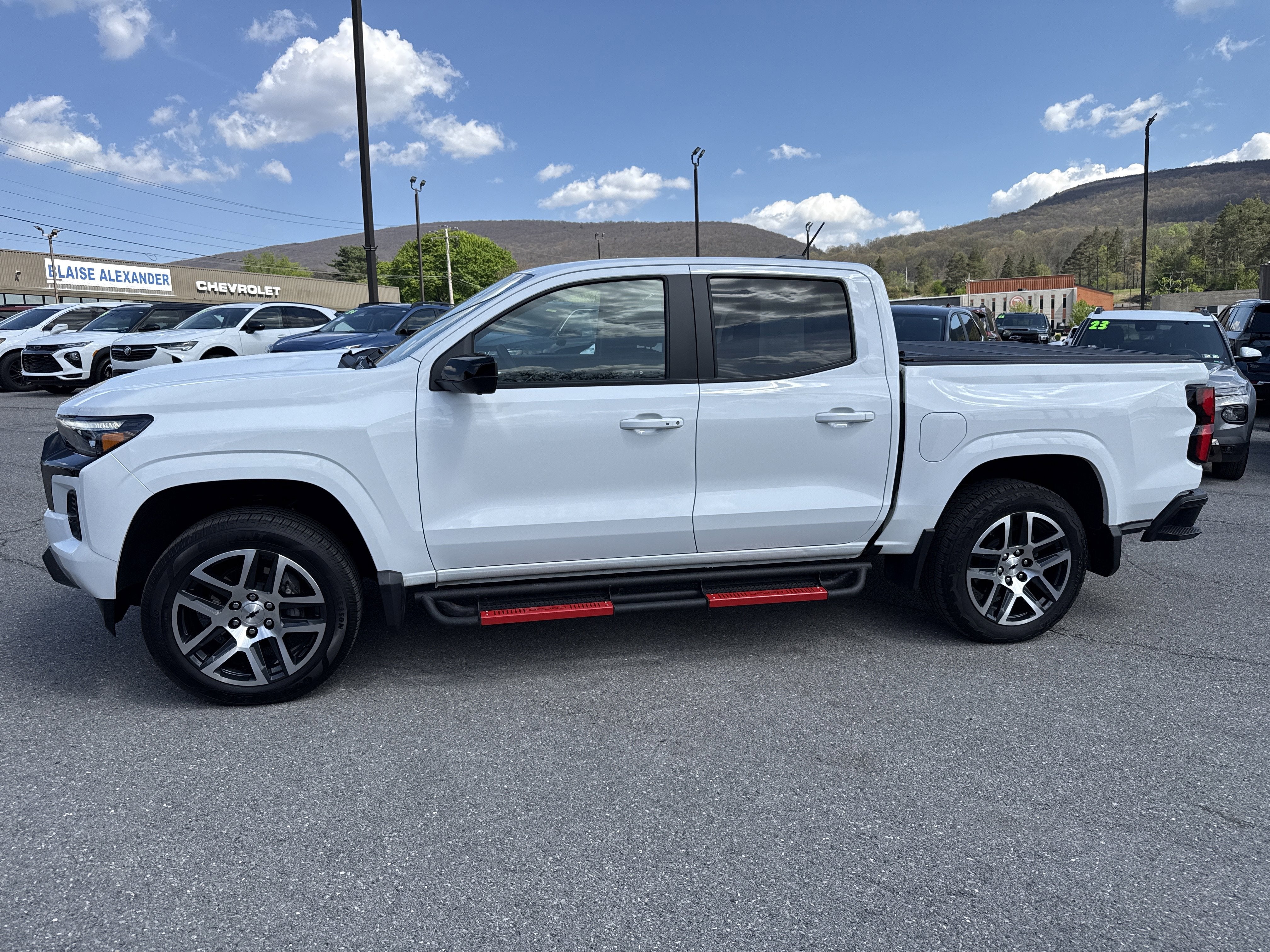 2024 Chevrolet Colorado 4WD Z71