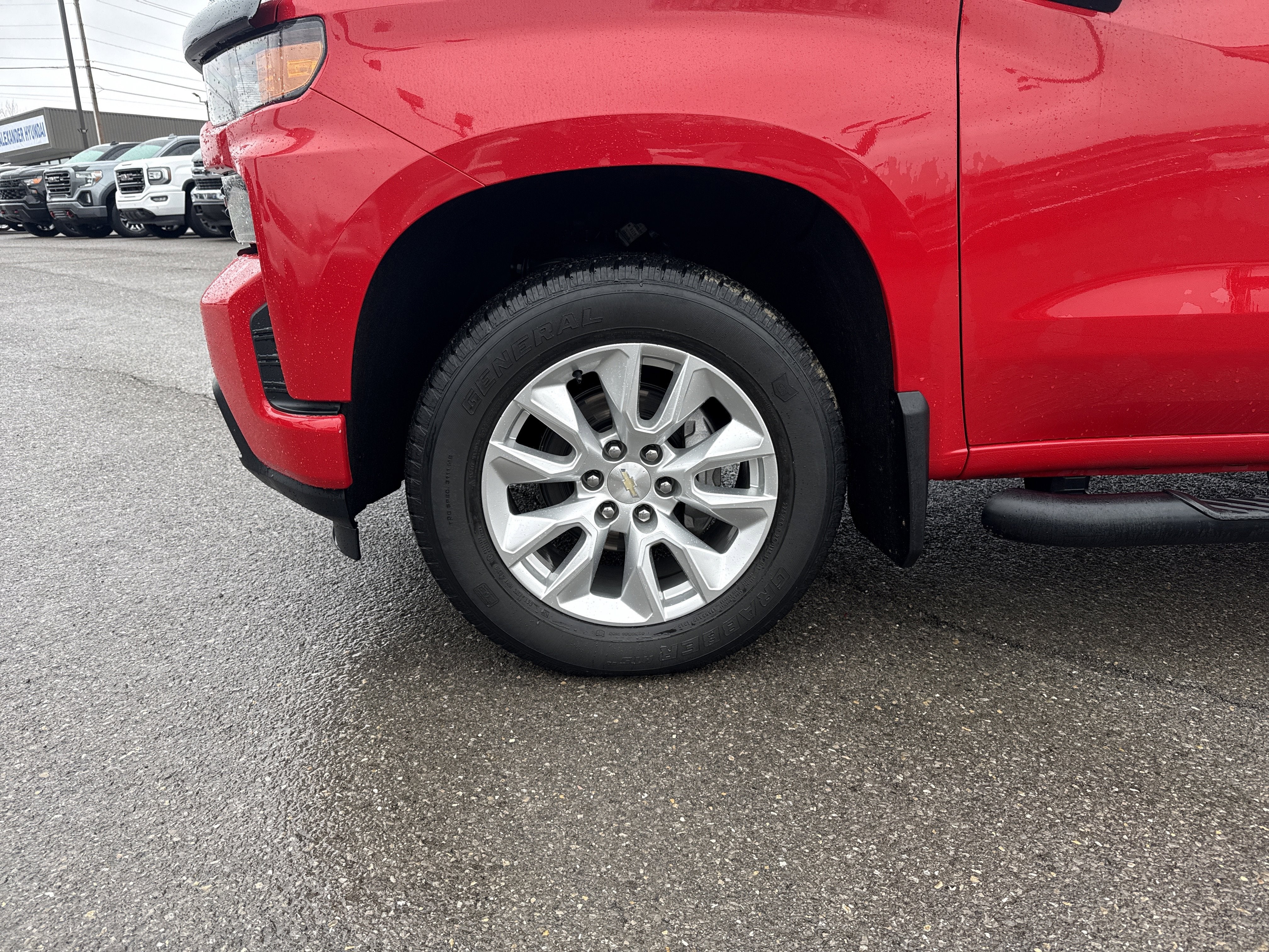 2020 Chevrolet Silverado 1500 Custom