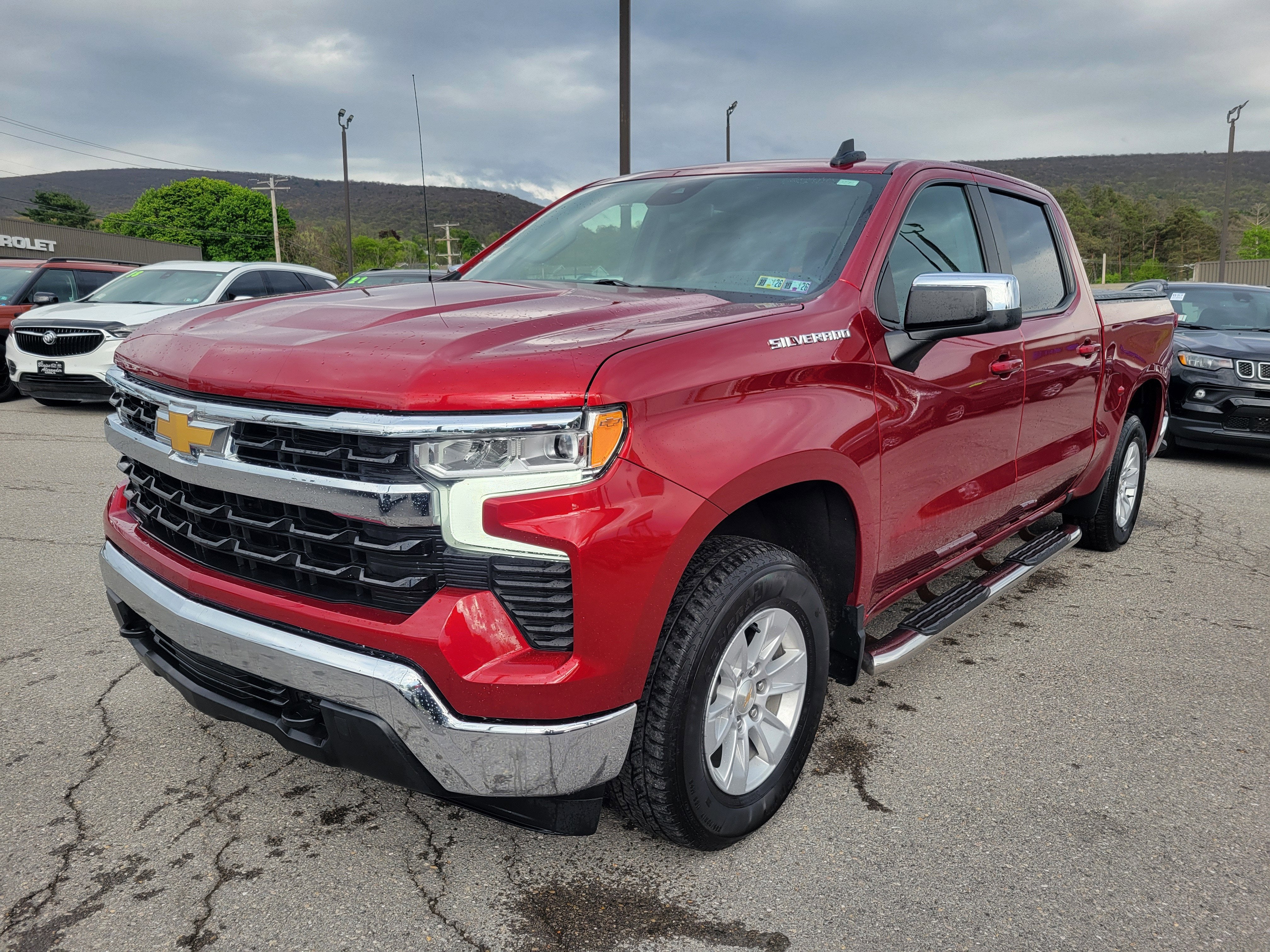 2023 Chevrolet Silverado 1500 LT