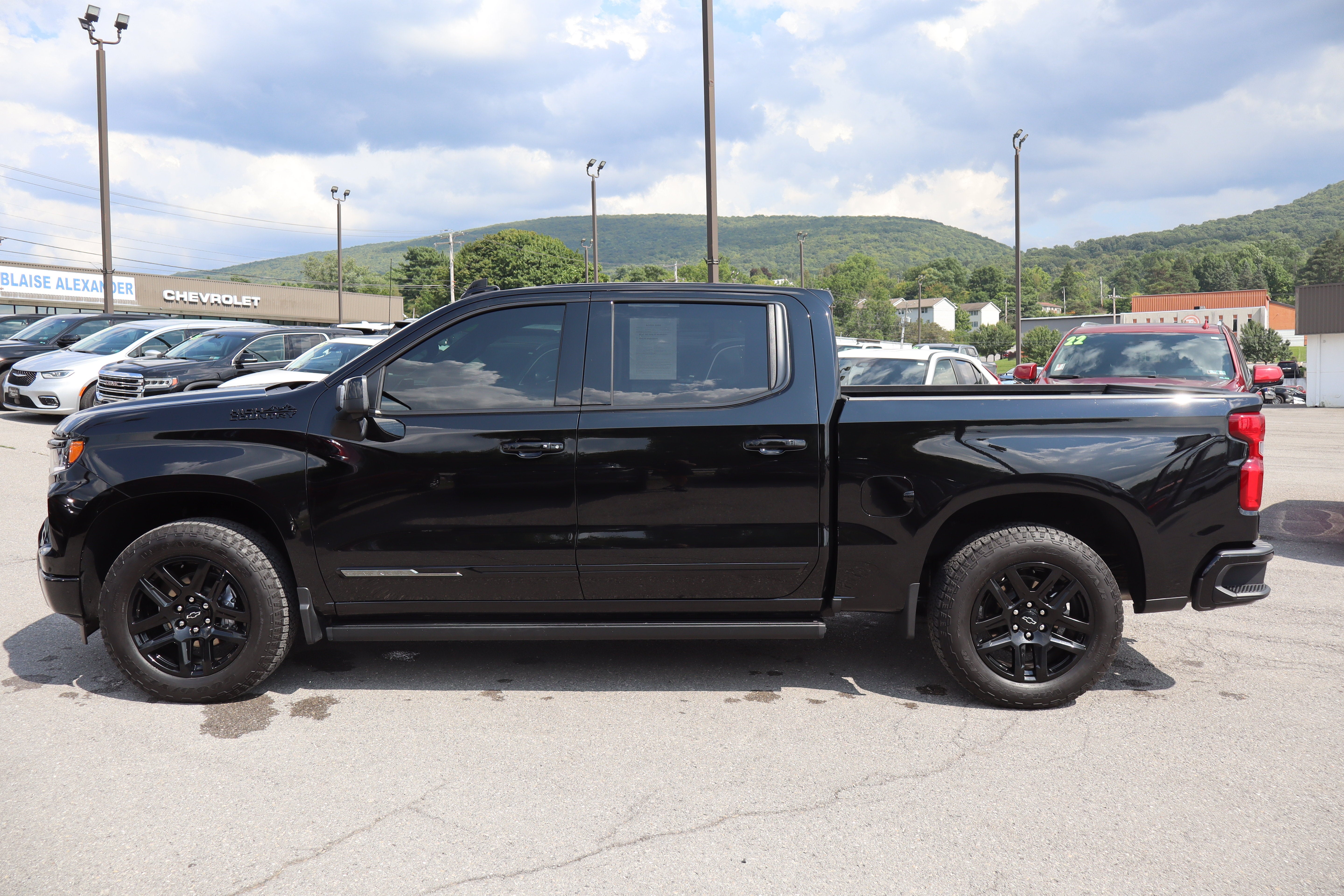 2025 Chevrolet Silverado 1500 High Country