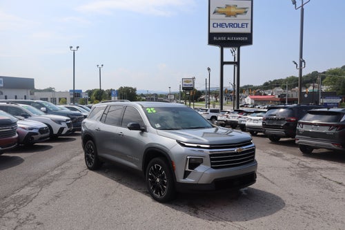 2025 Chevrolet Traverse AWD LT