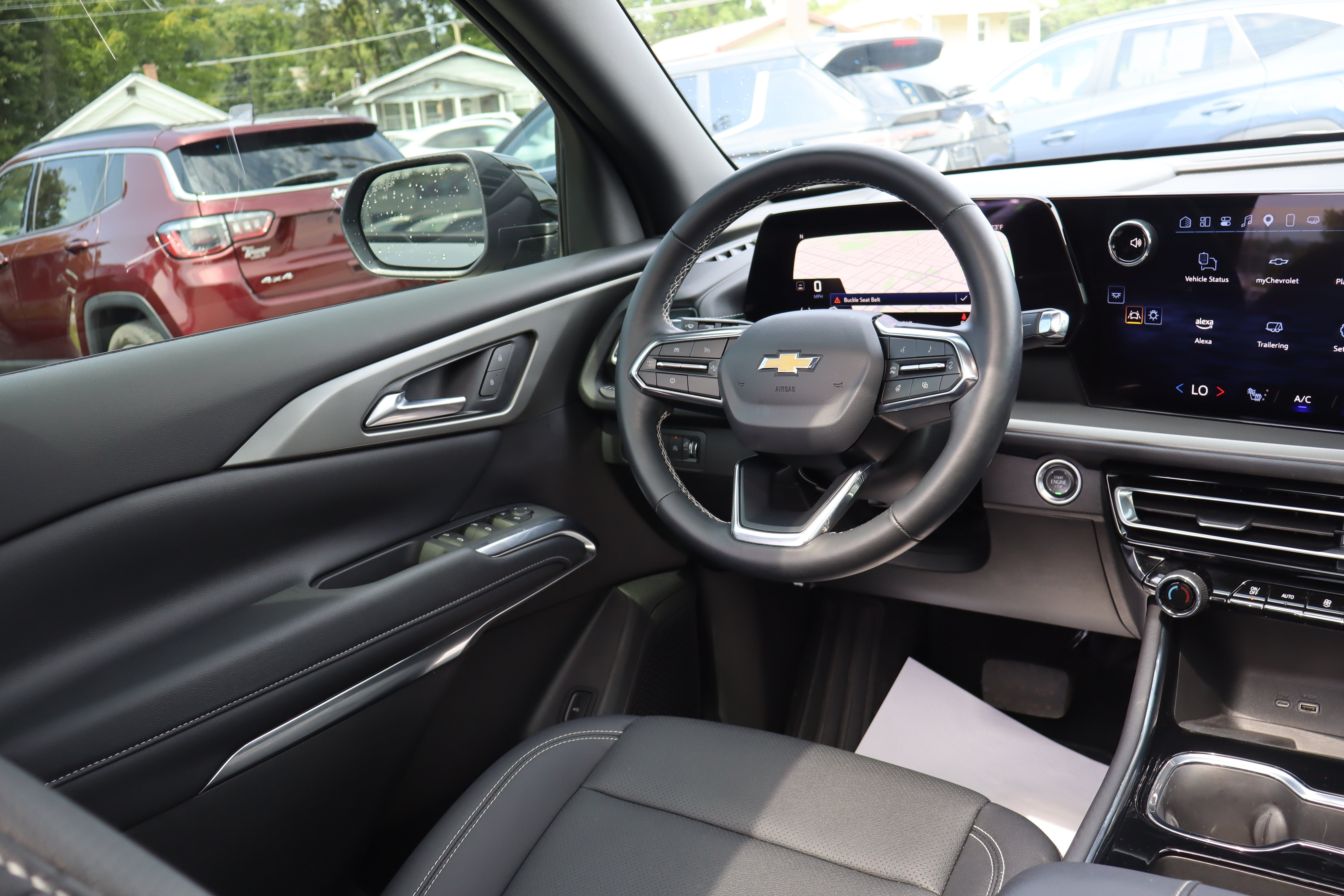 2025 Chevrolet Traverse AWD LT