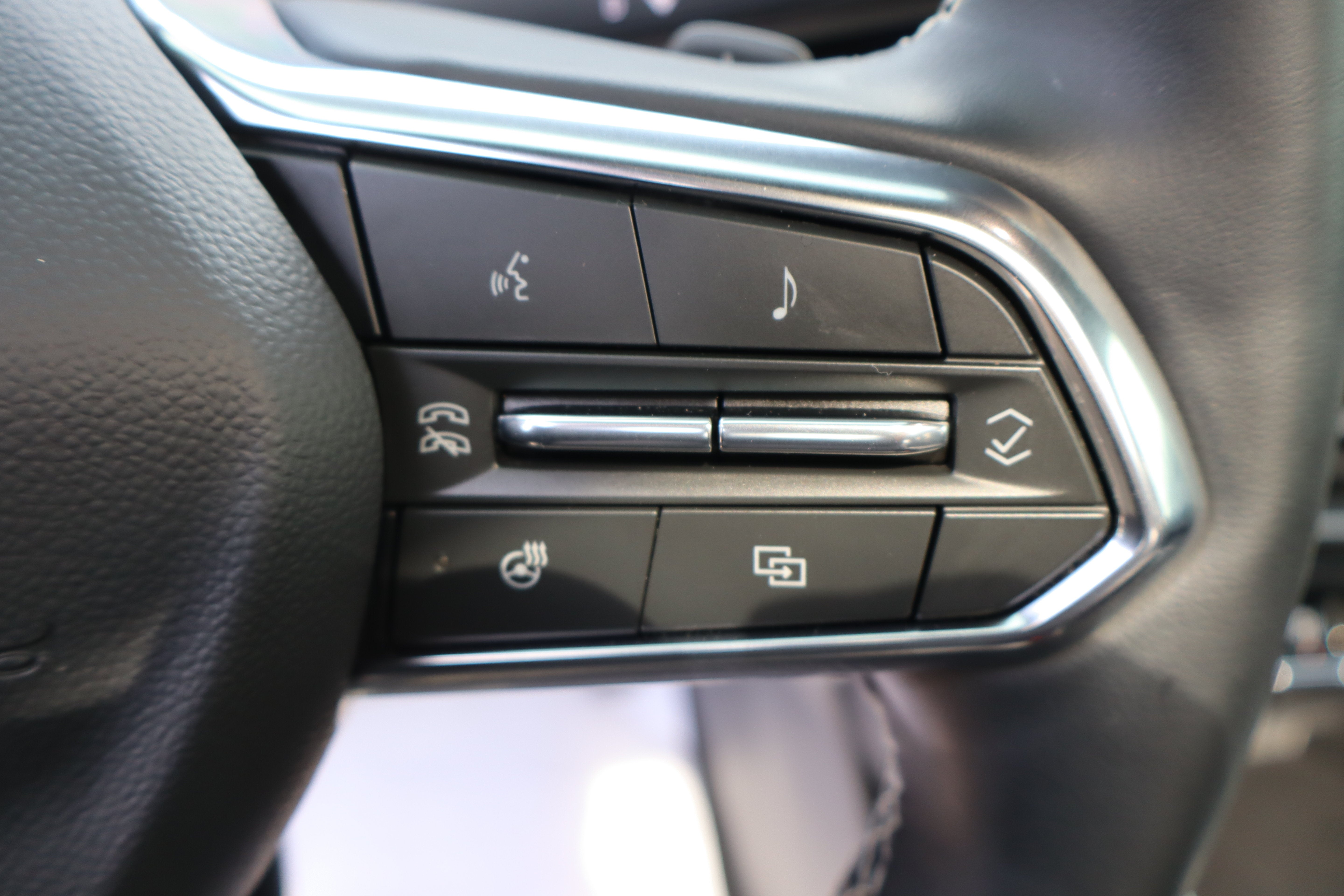 2025 Chevrolet Traverse AWD LT