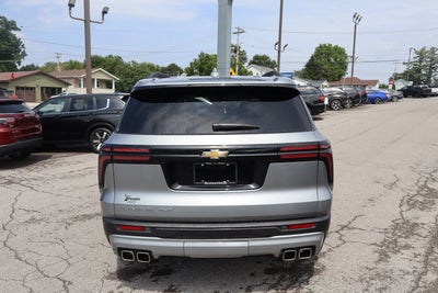 2025 Chevrolet Traverse AWD LT