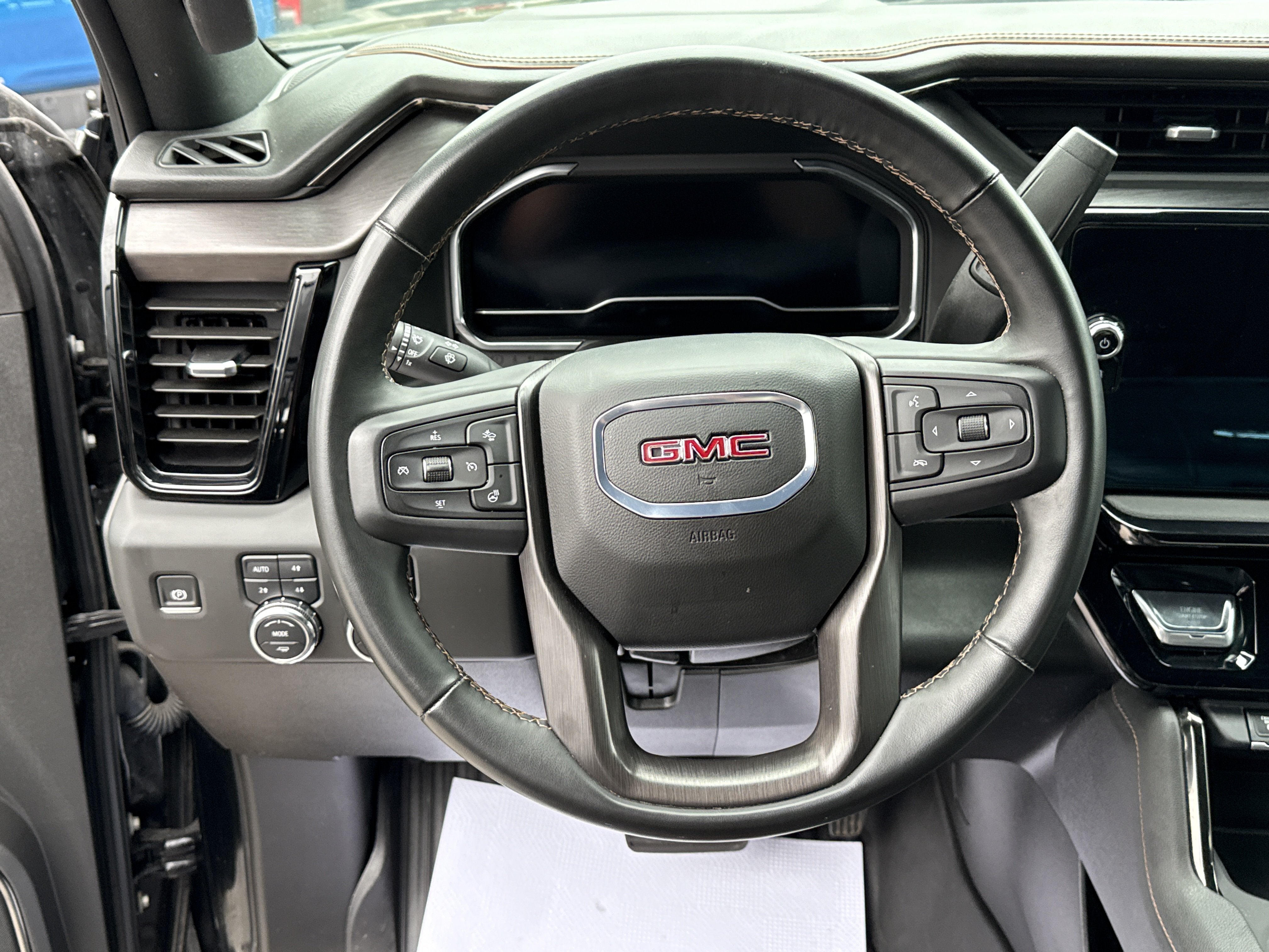 2025 GMC Sierra 2500HD AT4