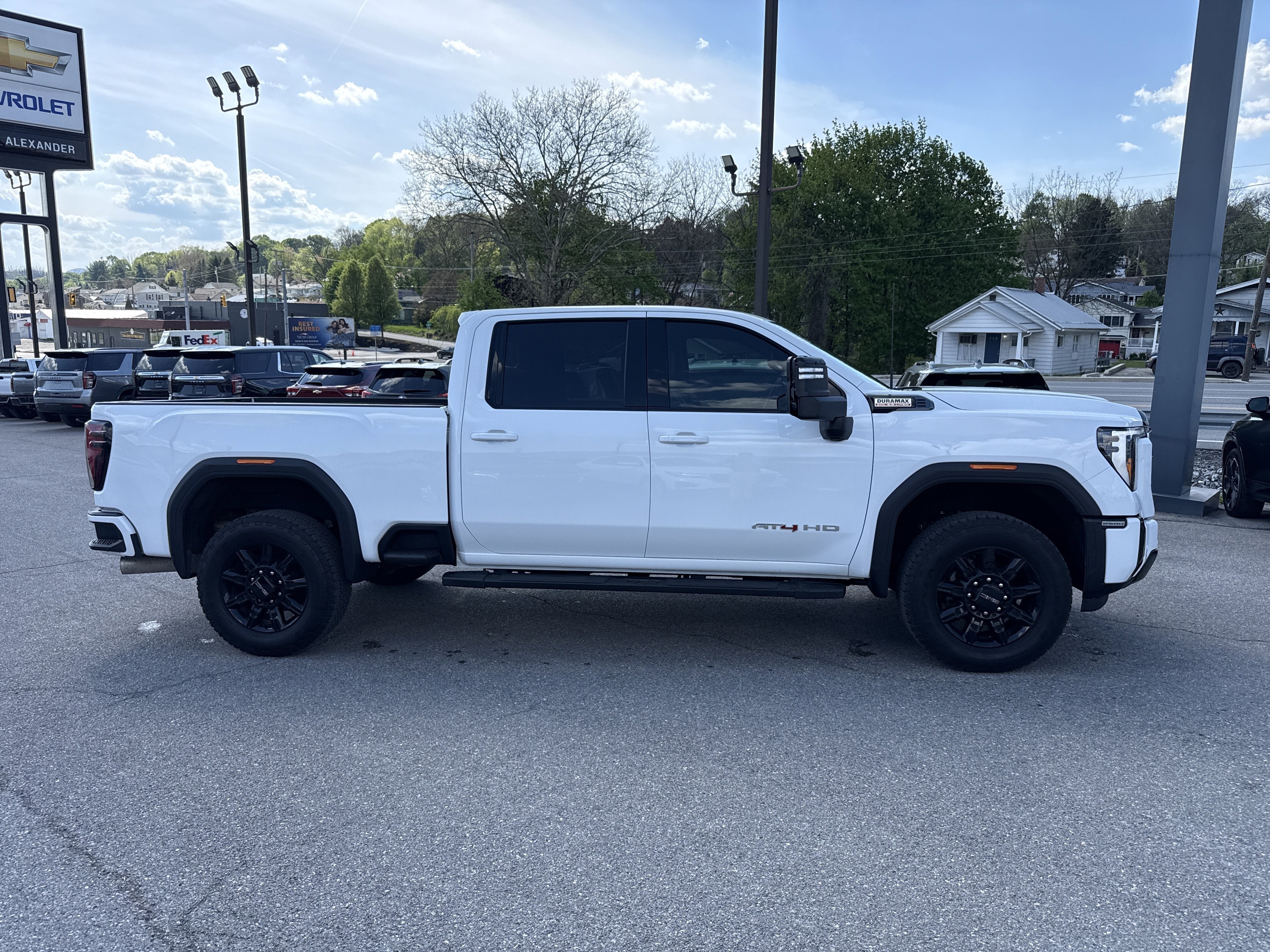 2025 GMC Sierra 2500HD AT4