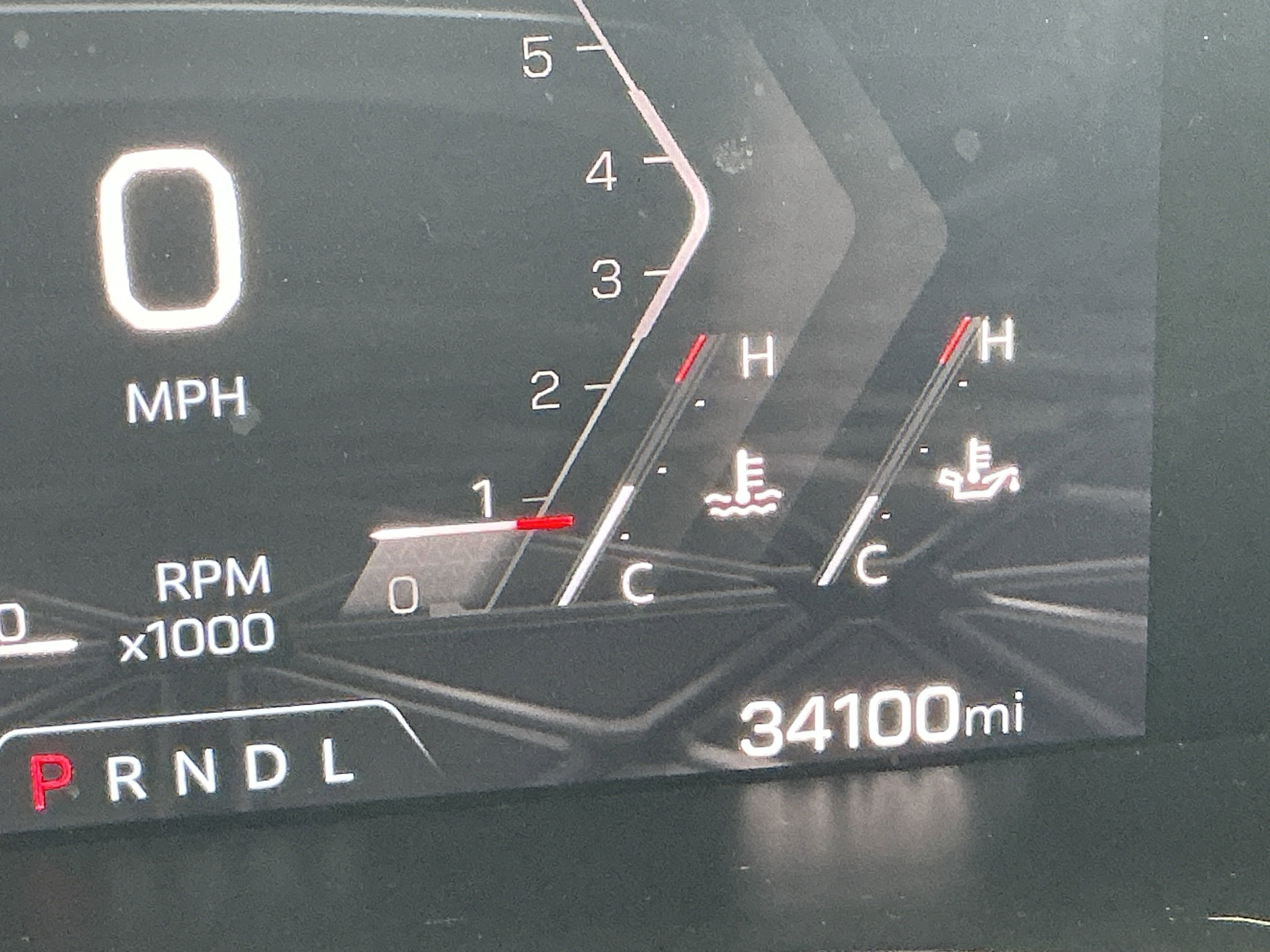 2023 GMC Canyon 4WD AT4