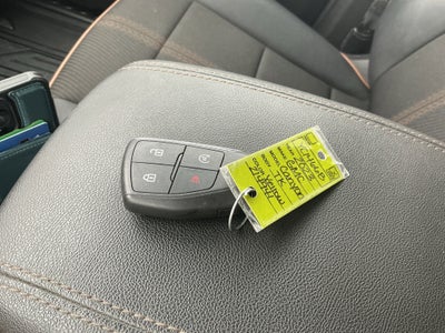 2023 GMC Canyon 4WD AT4