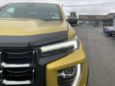 2023 GMC Canyon 4WD AT4