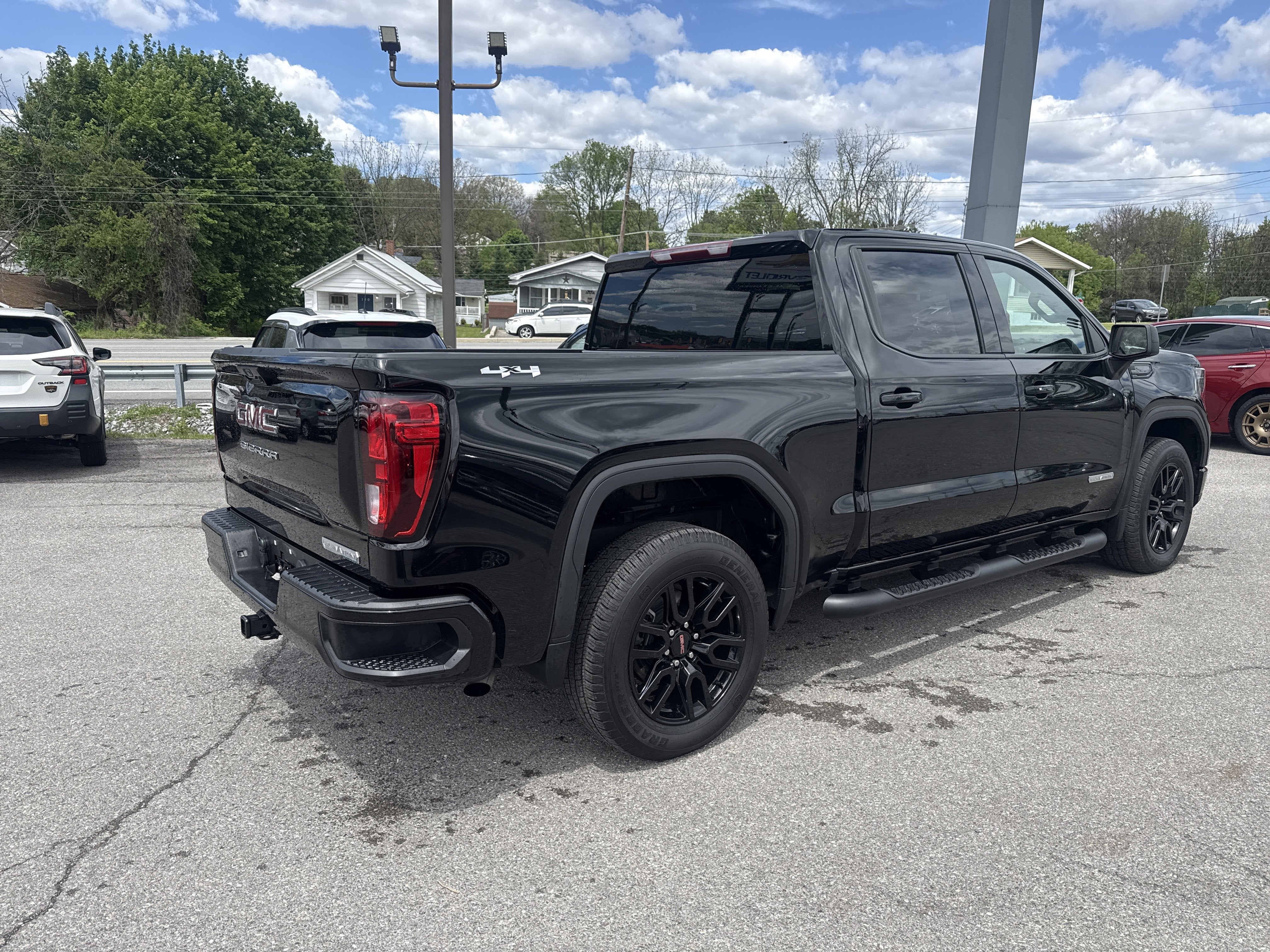 2024 GMC Sierra 1500 Elevation