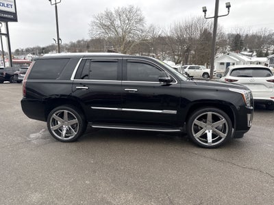 2016 Cadillac Escalade Luxury Collection