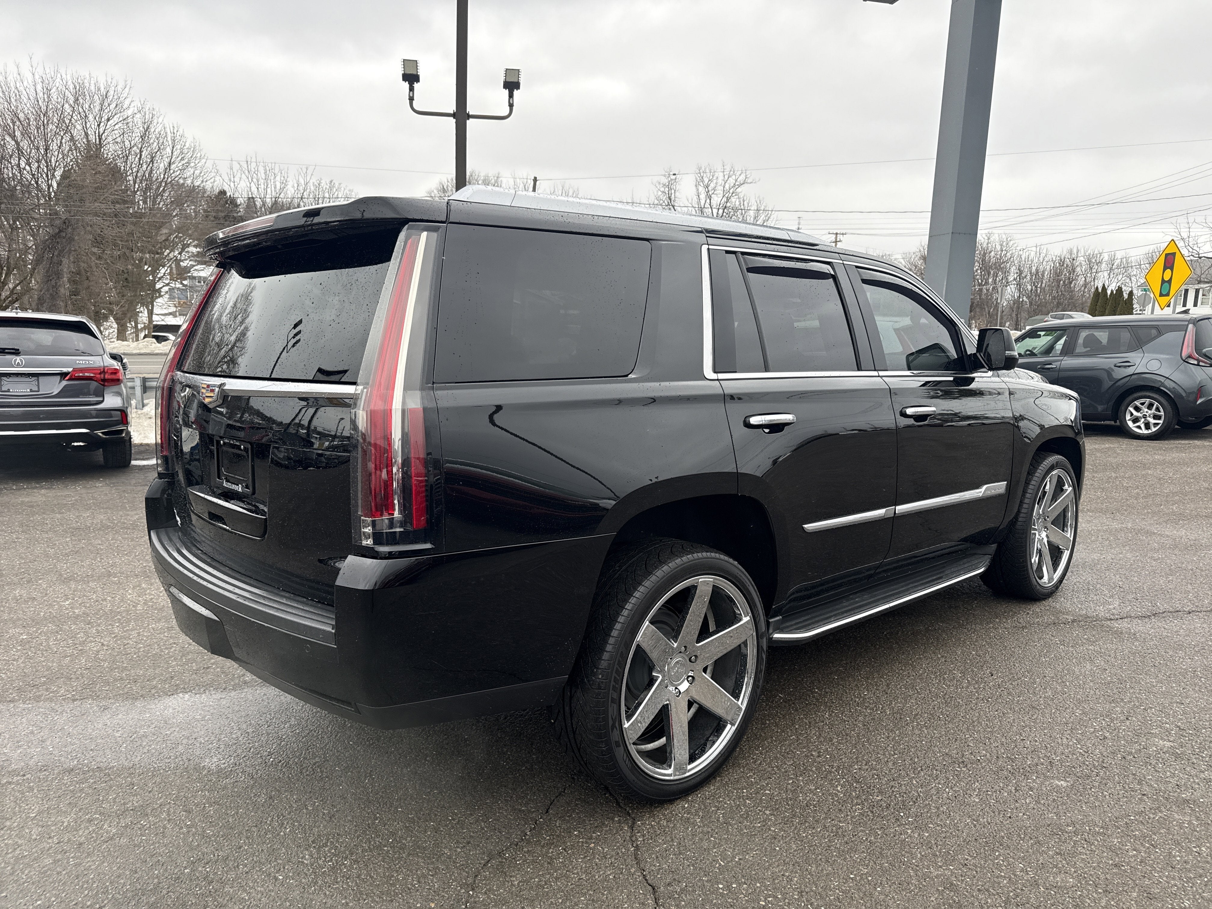 2016 Cadillac Escalade Luxury Collection