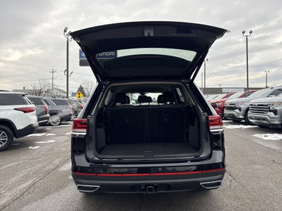 2025 Volkswagen Atlas 2.0T SE w/Technology