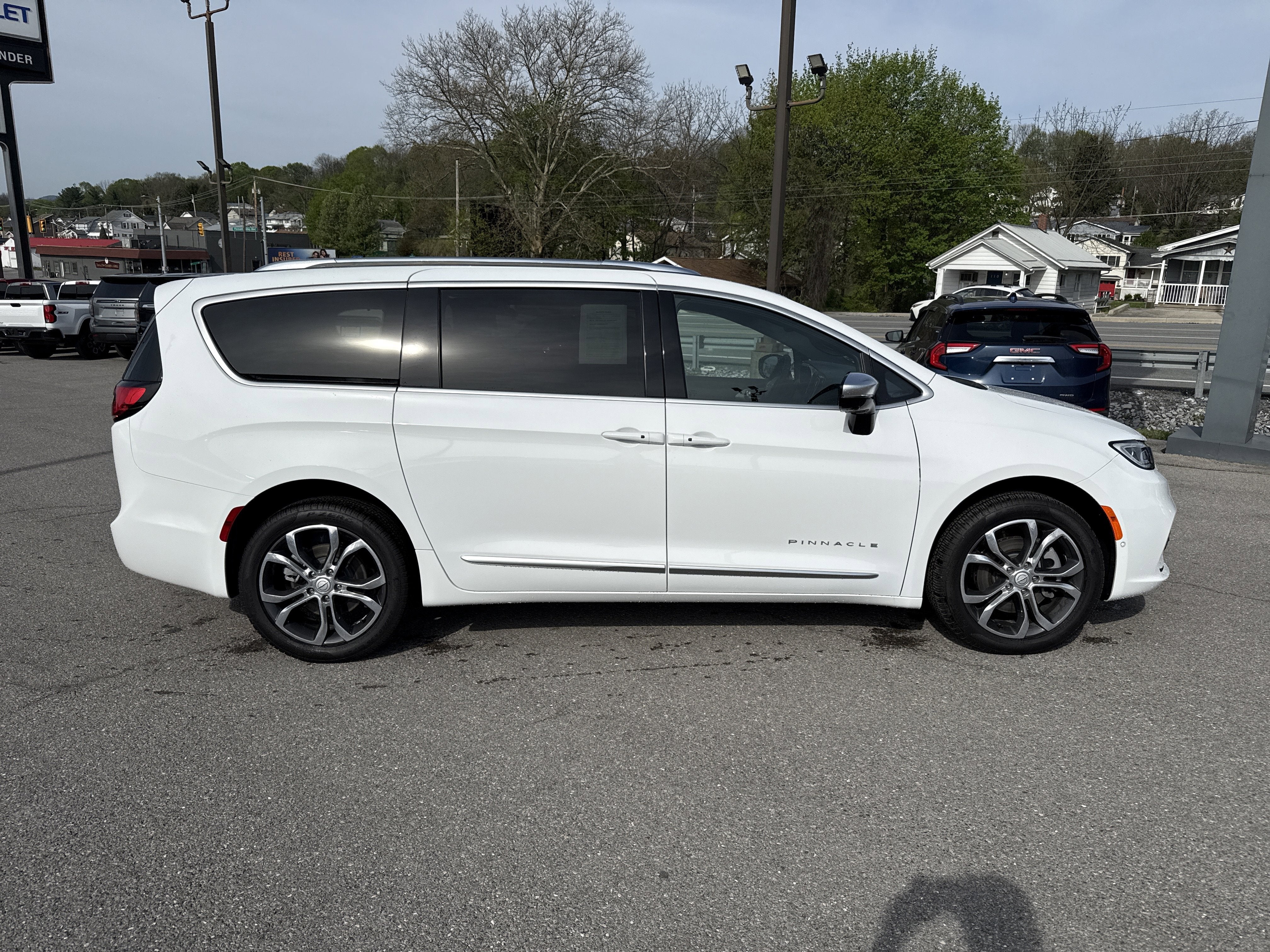 2026 Chrysler Pacifica Pinnacle
