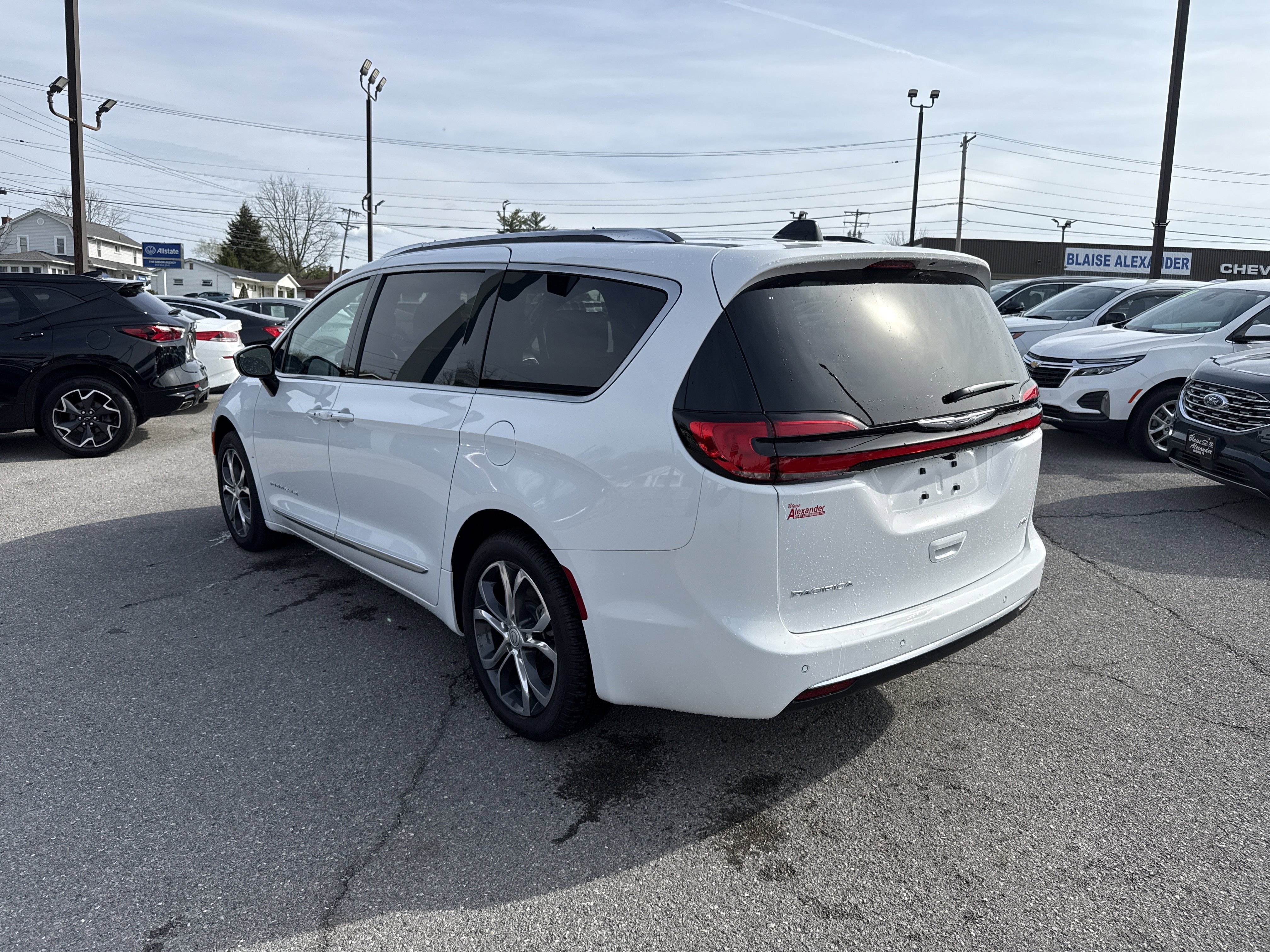 2026 Chrysler Pacifica Pinnacle