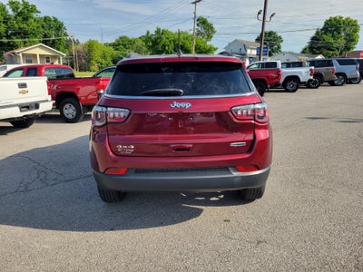 2022 Jeep Compass Latitude Lux