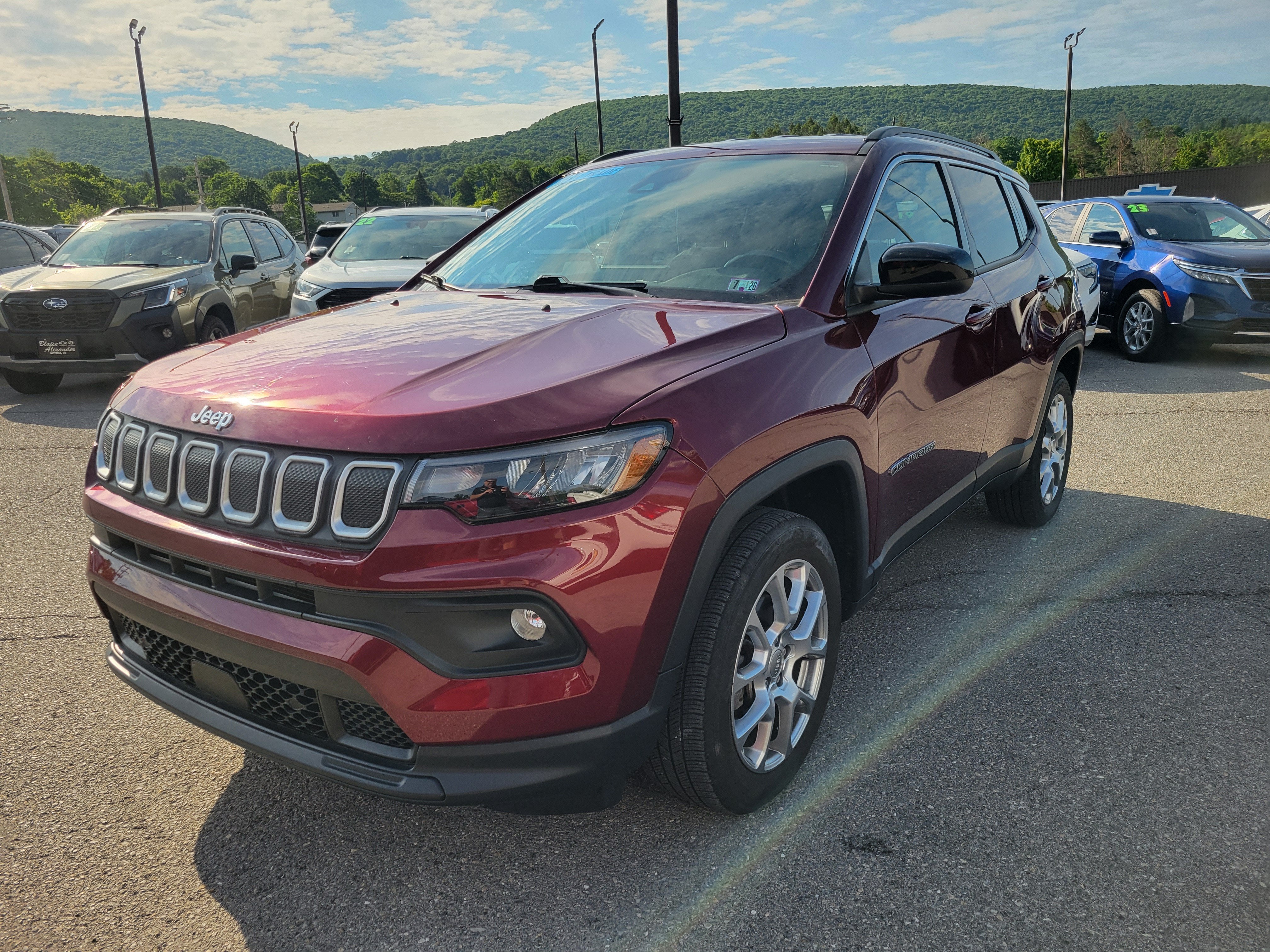 2022 Jeep Compass Latitude Lux