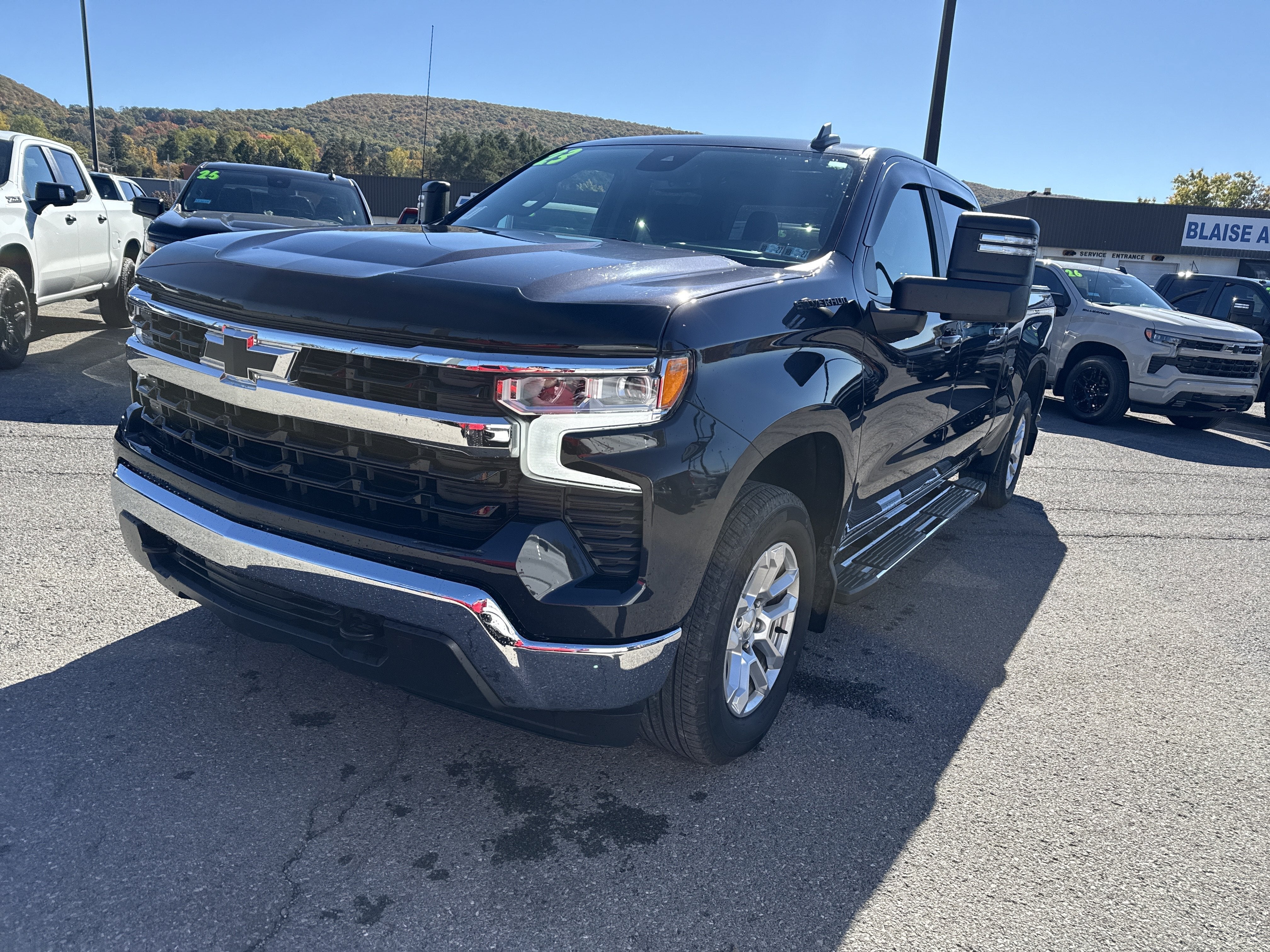 2023 Chevrolet Silverado 1500 LT