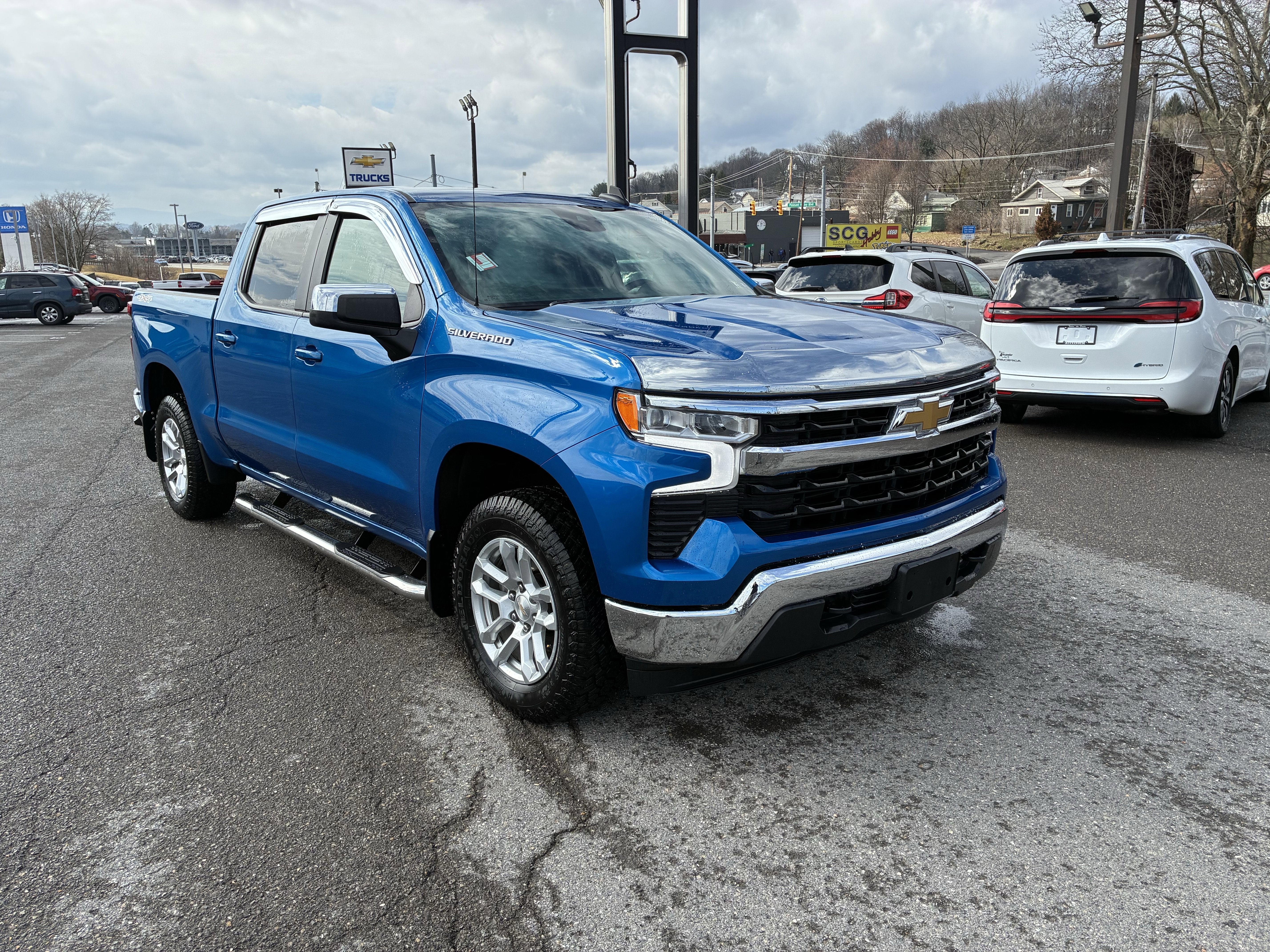 2023 Chevrolet Silverado 1500 LT