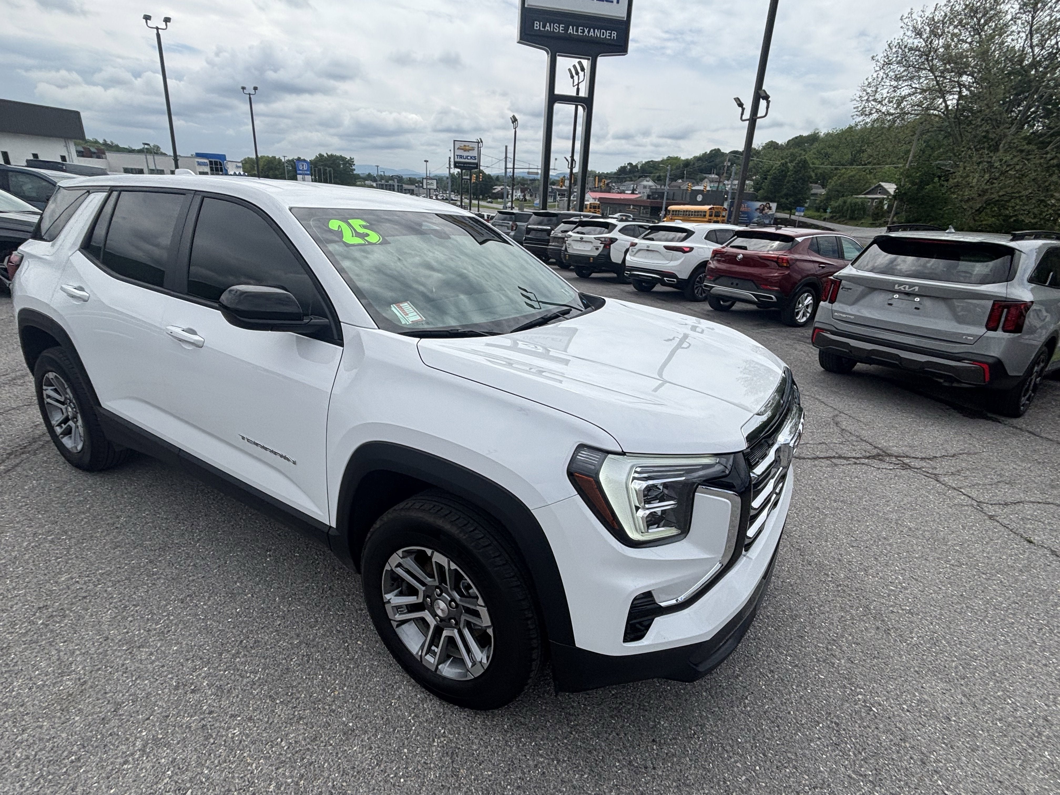 2025 GMC Terrain AWD Elevation