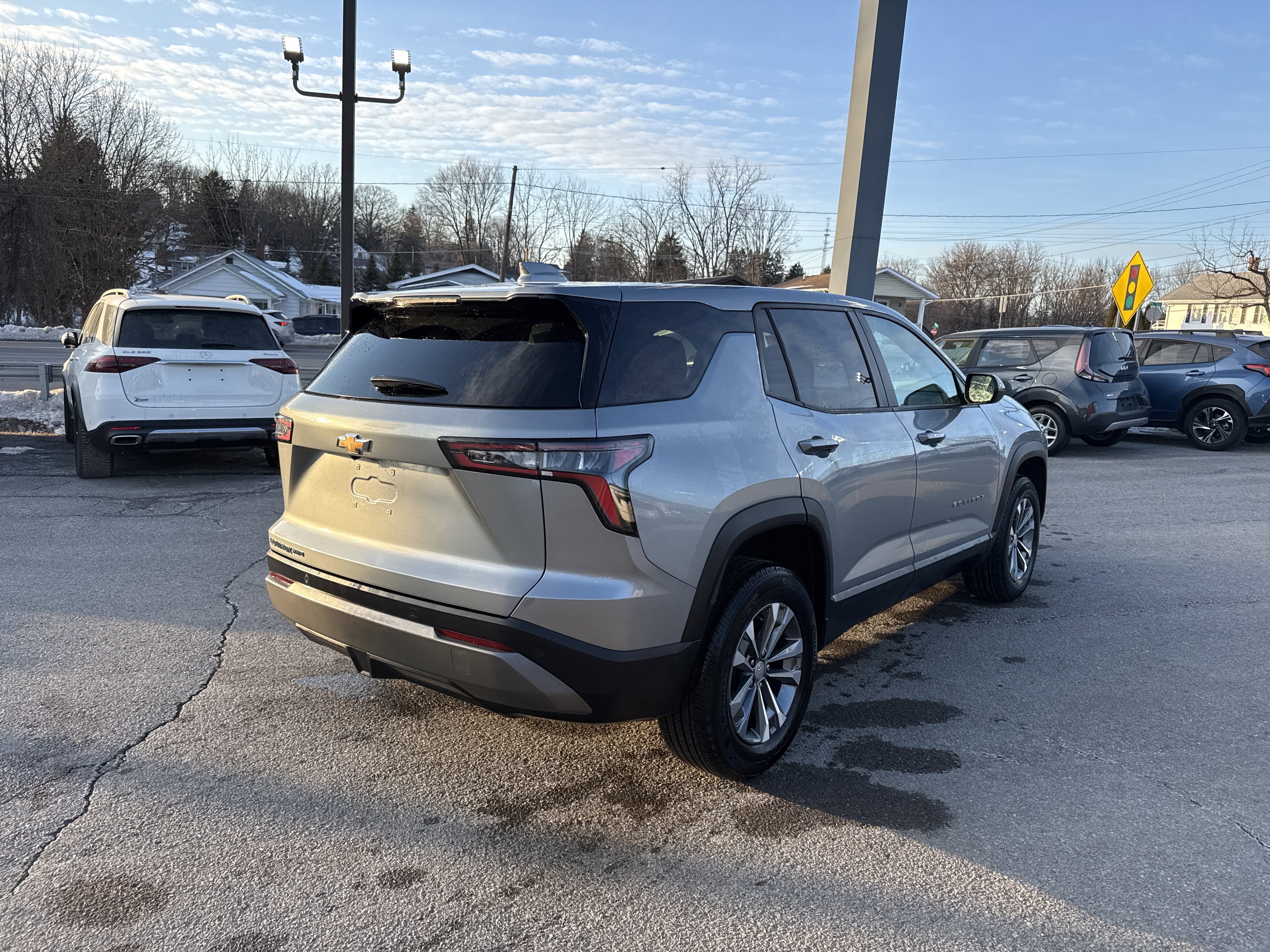 2025 Chevrolet Equinox AWD LT