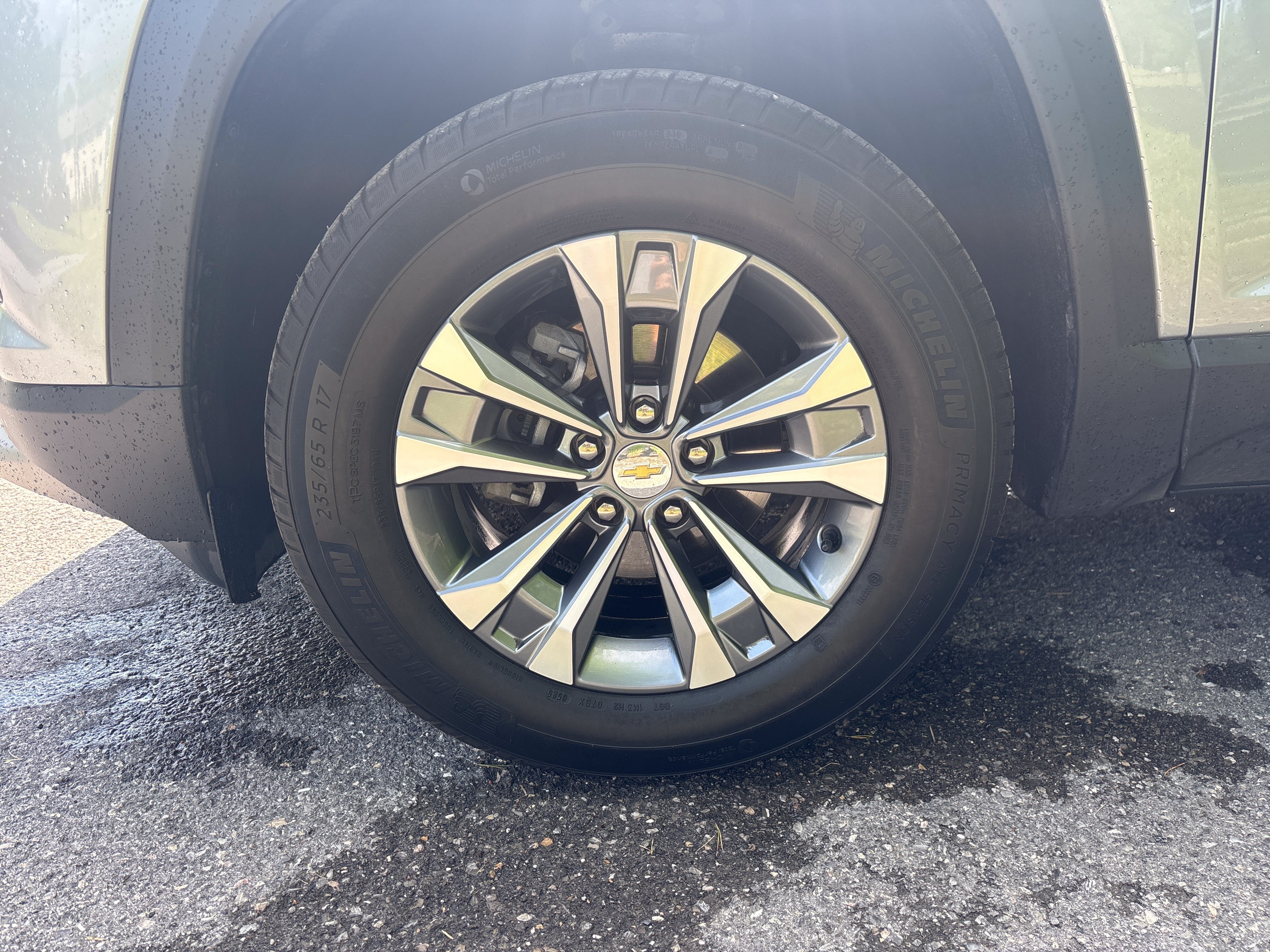 2025 Chevrolet Equinox AWD LT