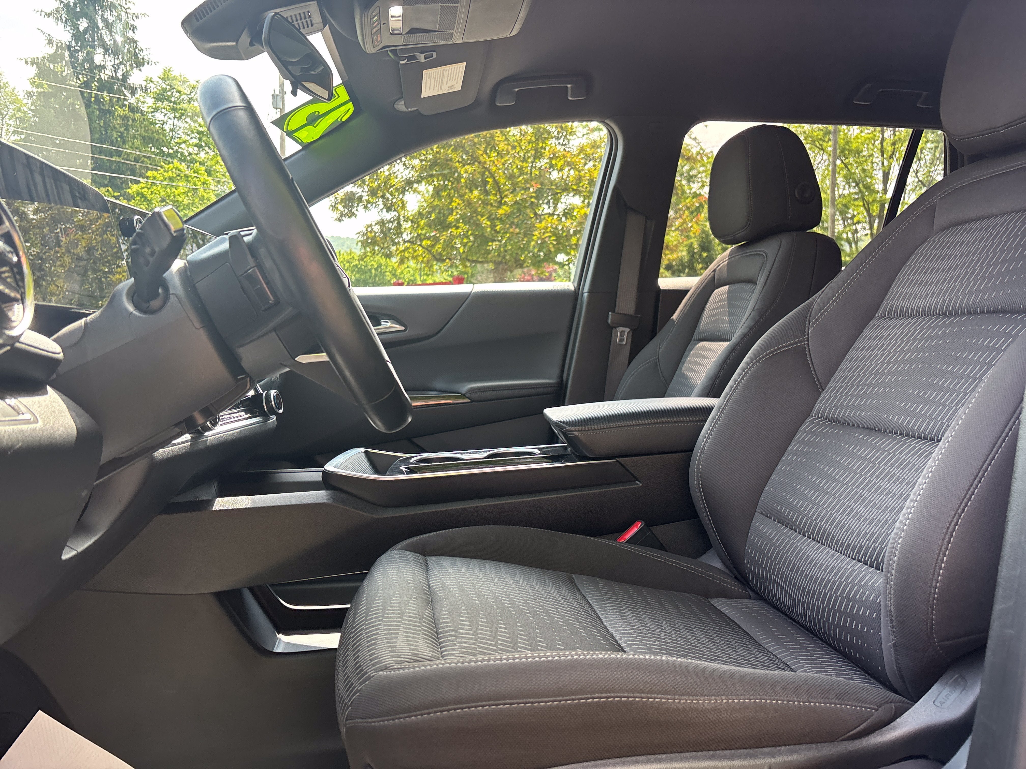 2025 Chevrolet Equinox AWD LT