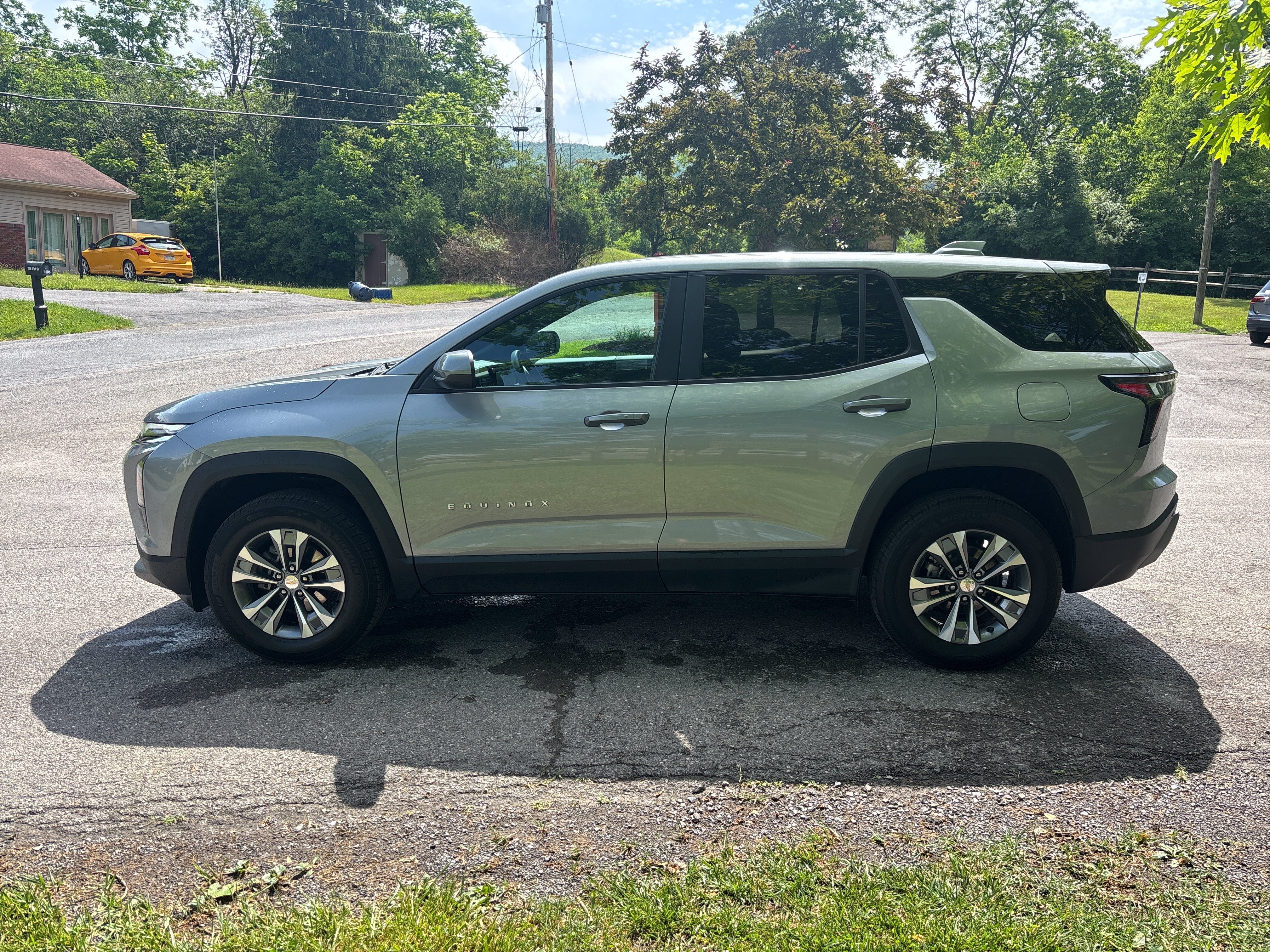 2025 Chevrolet Equinox AWD LT