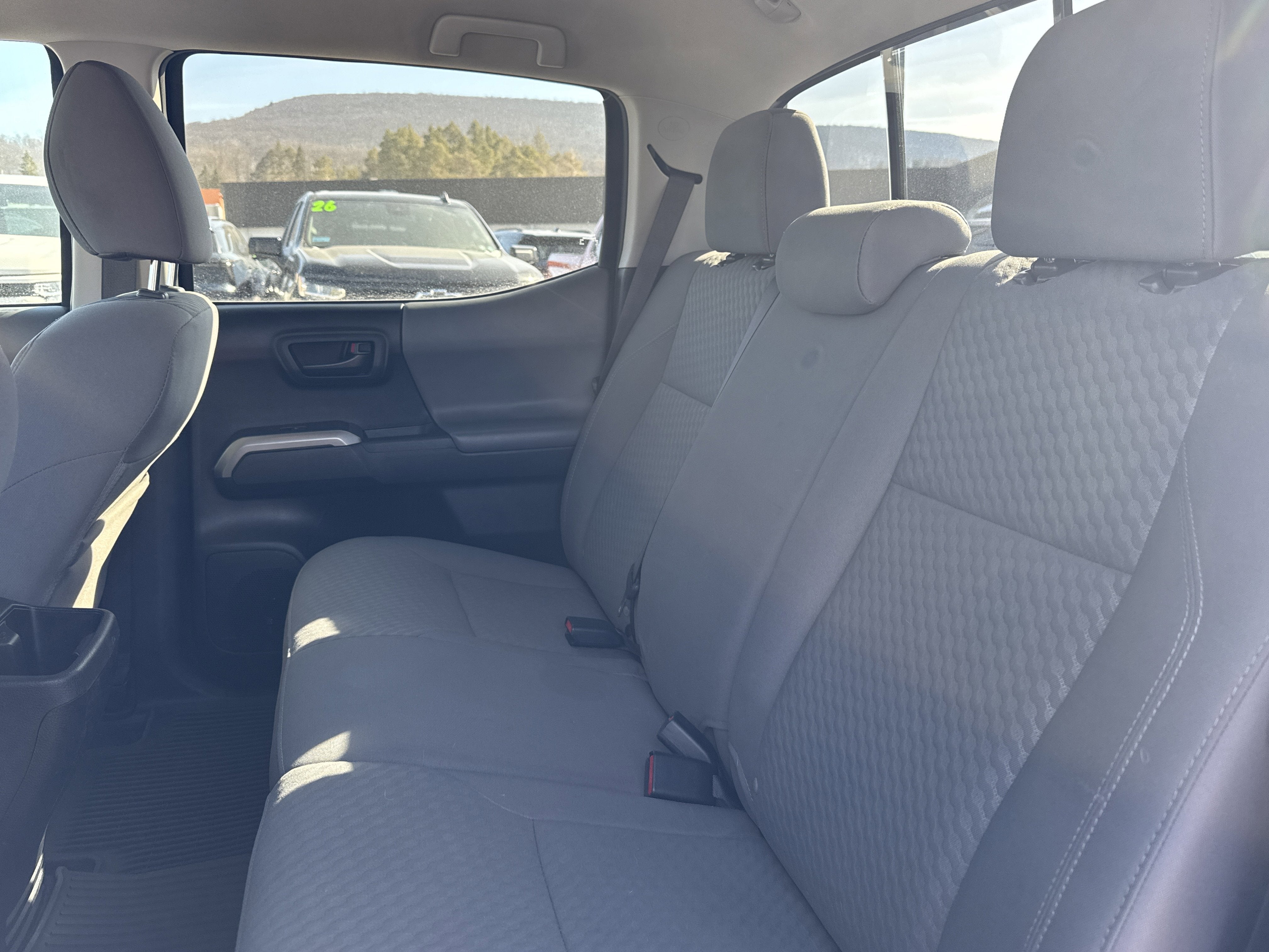 2022 Toyota Tacoma 4WD SR