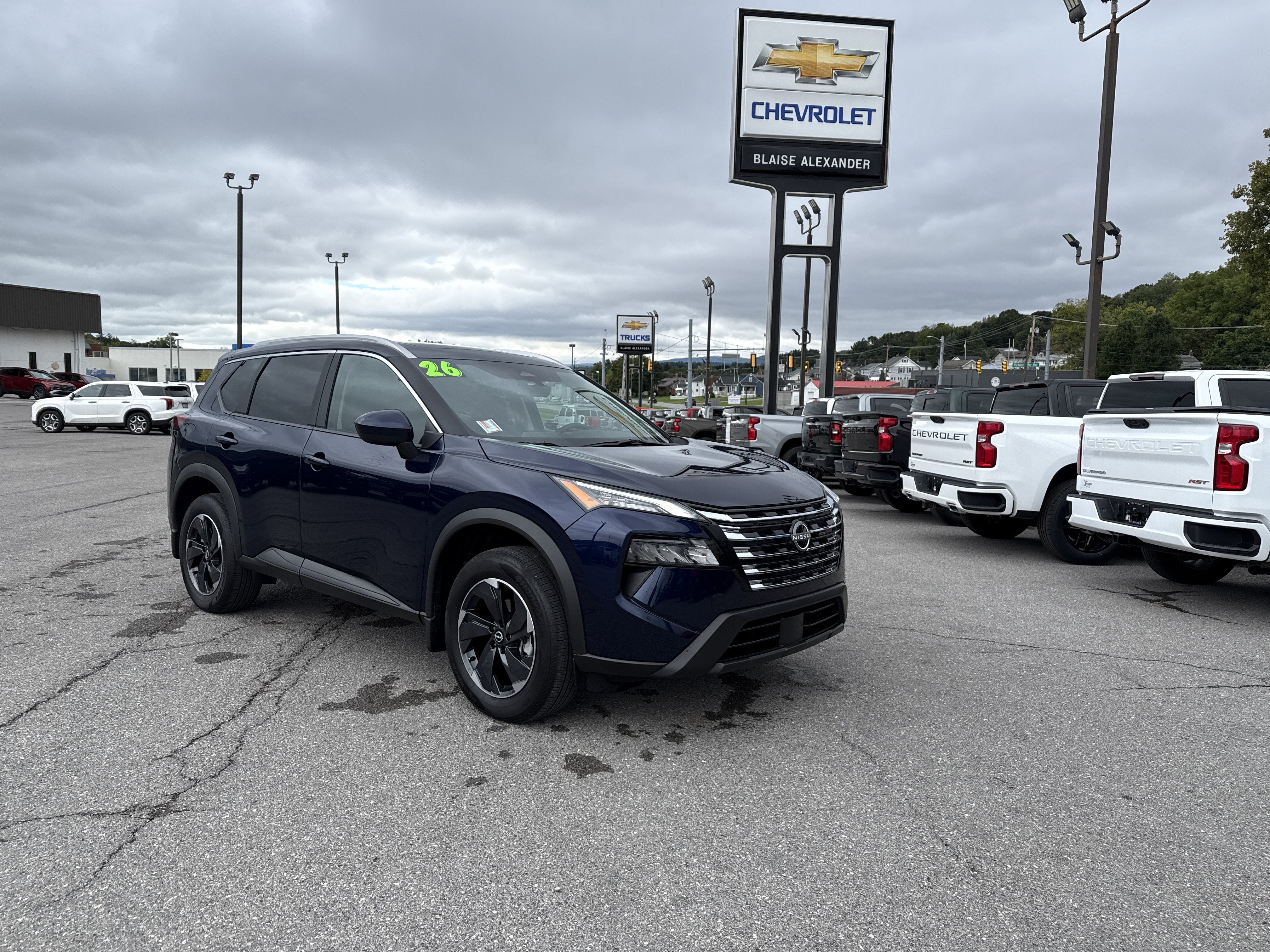 2026 Nissan Rogue SV