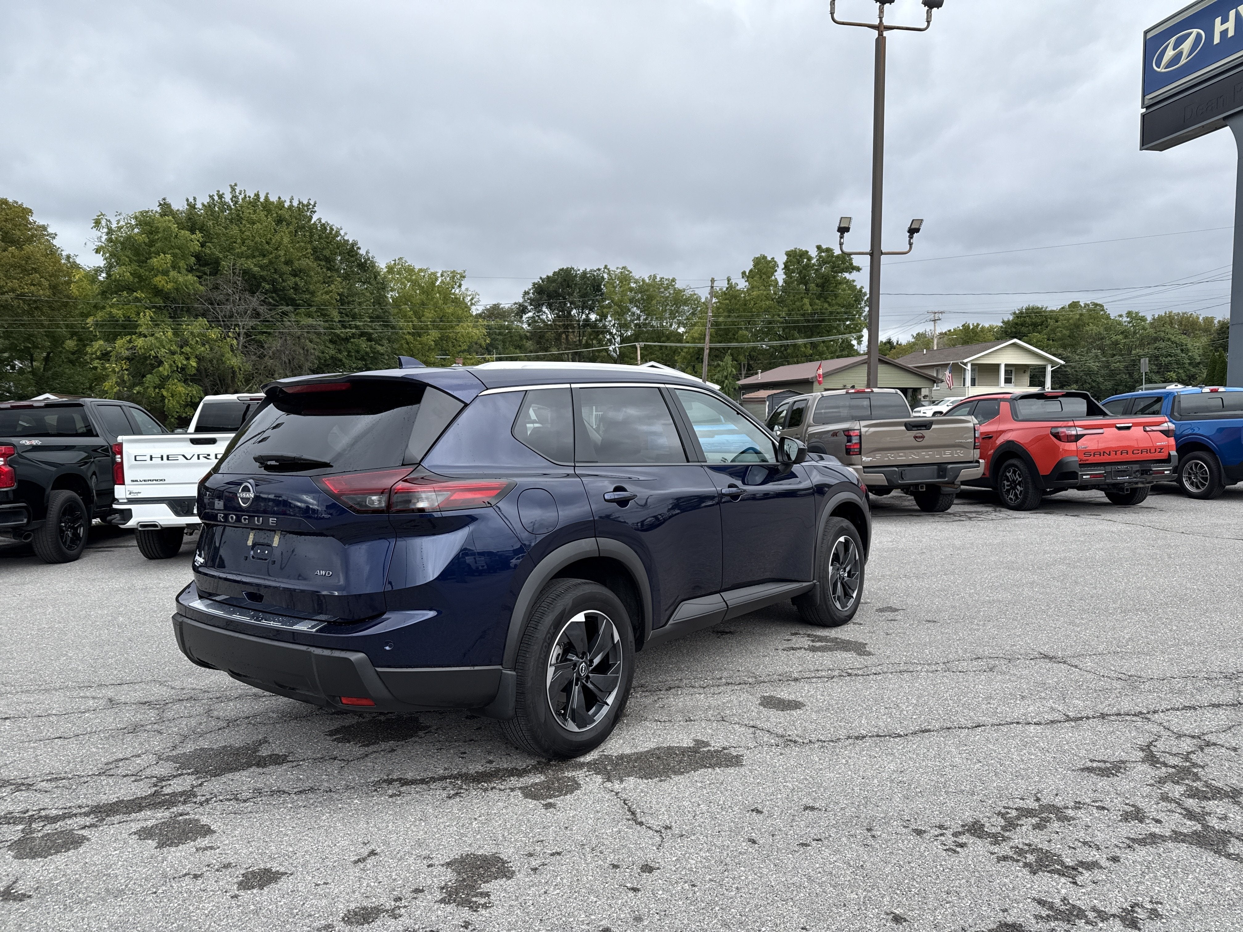 2026 Nissan Rogue SV