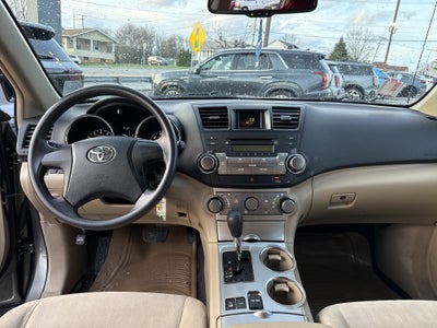 2011 Toyota Highlander Base