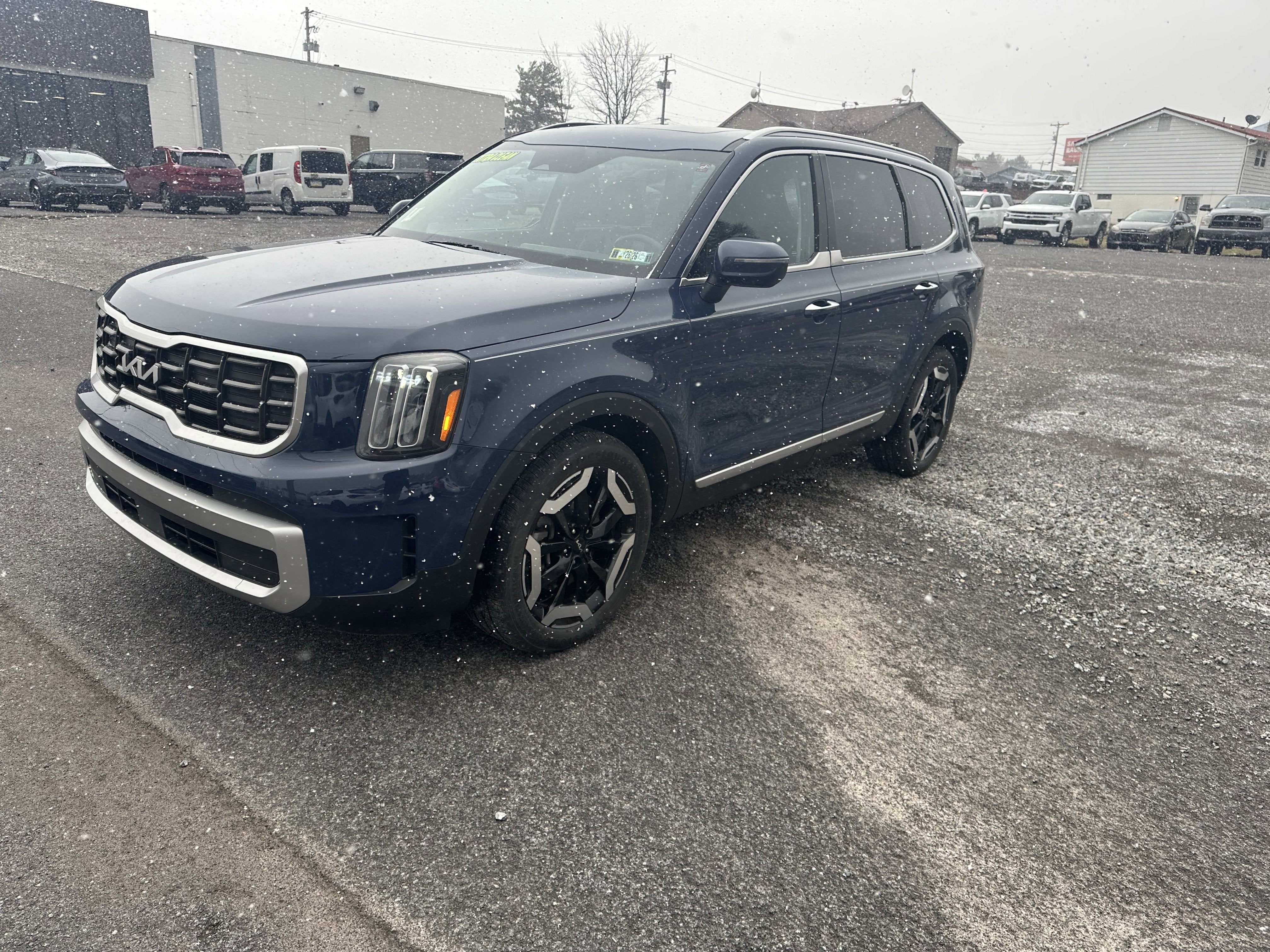 2023 Kia Telluride S