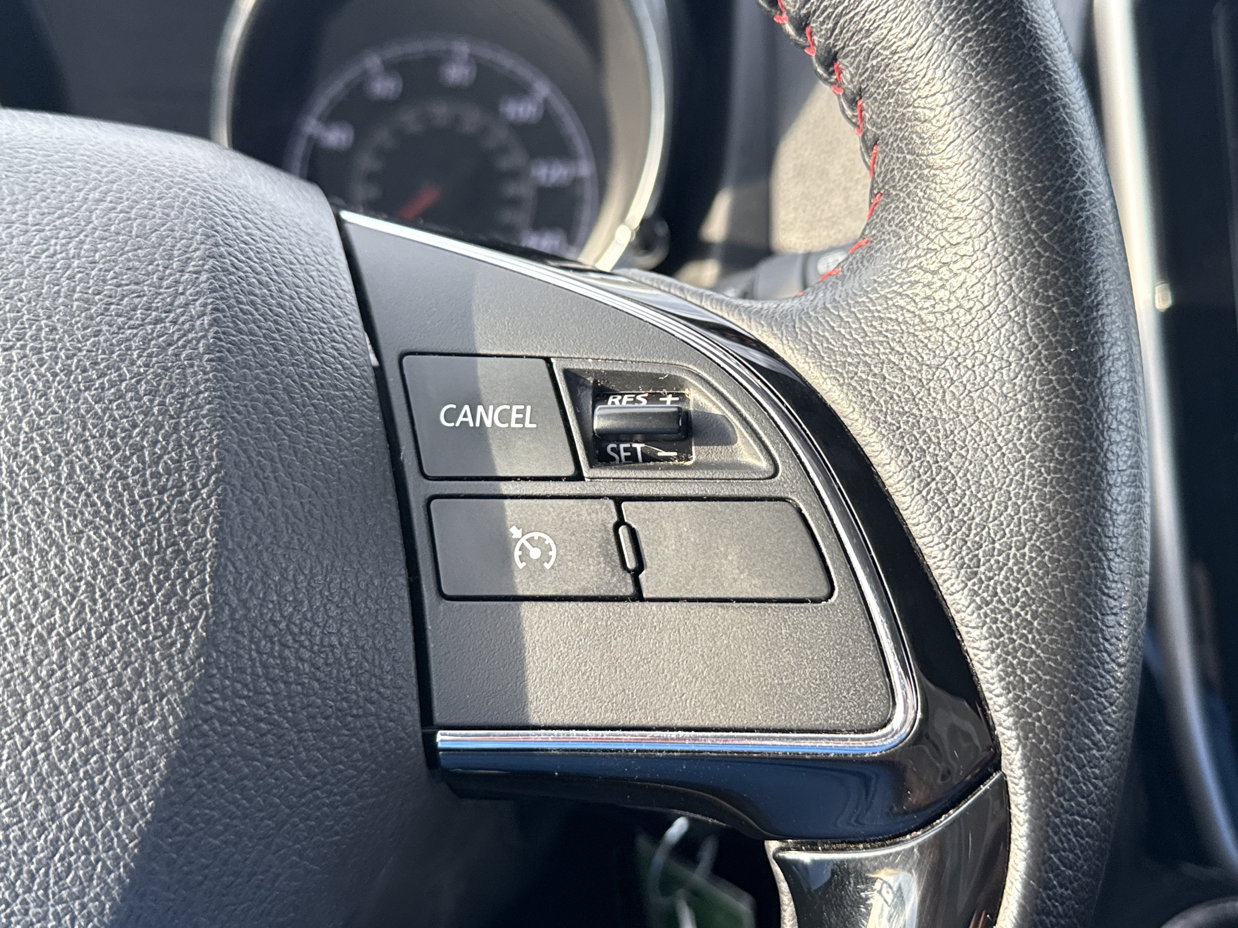 2022 Mitsubishi Outlander Sport LE